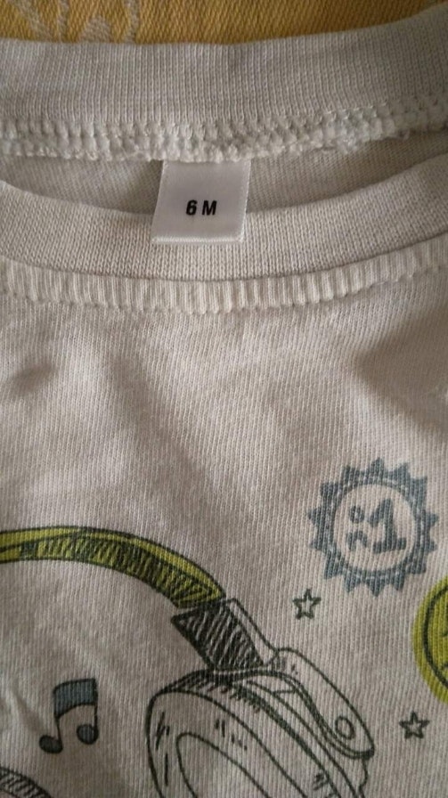 Tee-shirt 6 mois - photo numéro 3