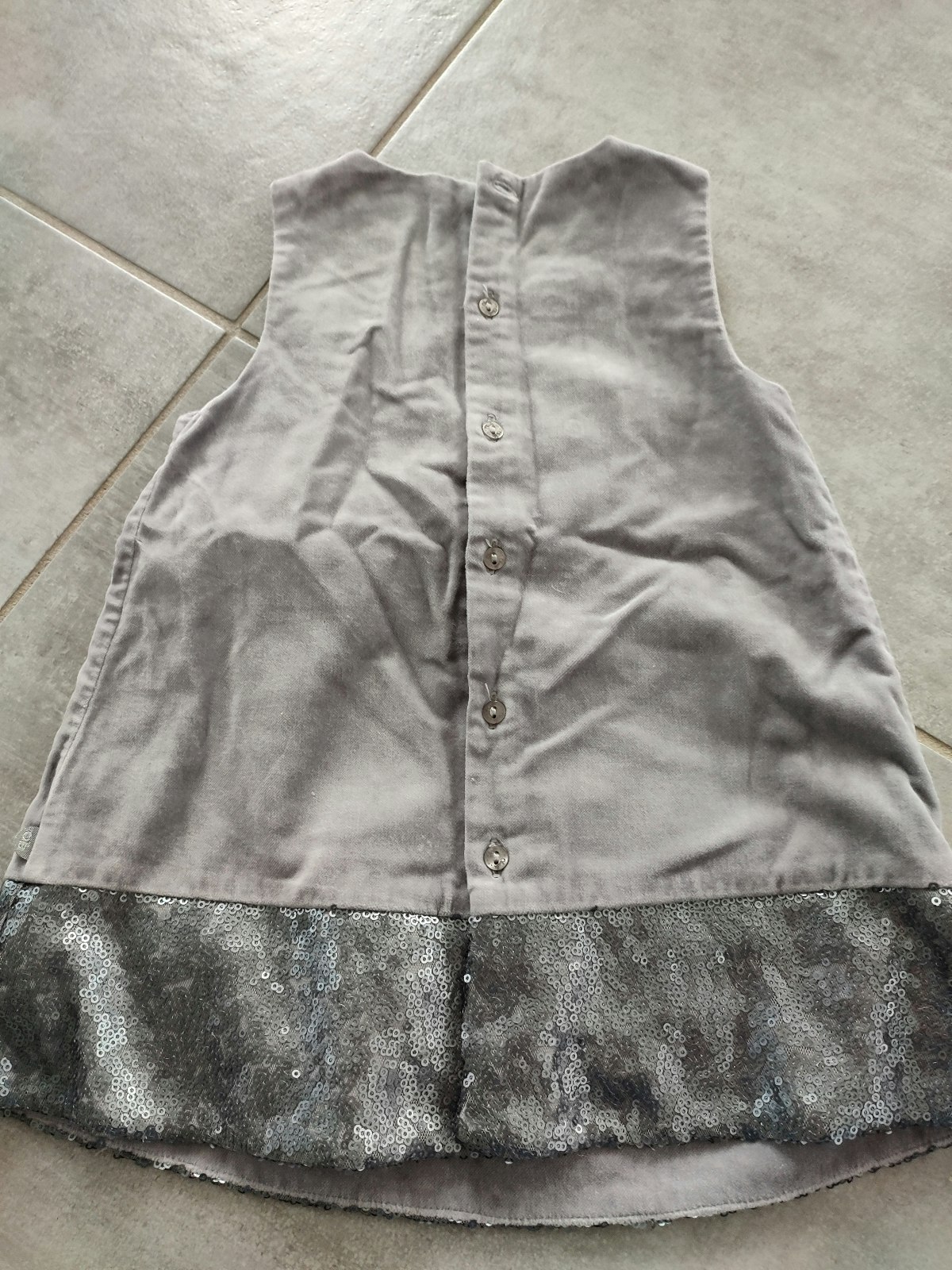 Robe grise pailletée - photo numéro 2