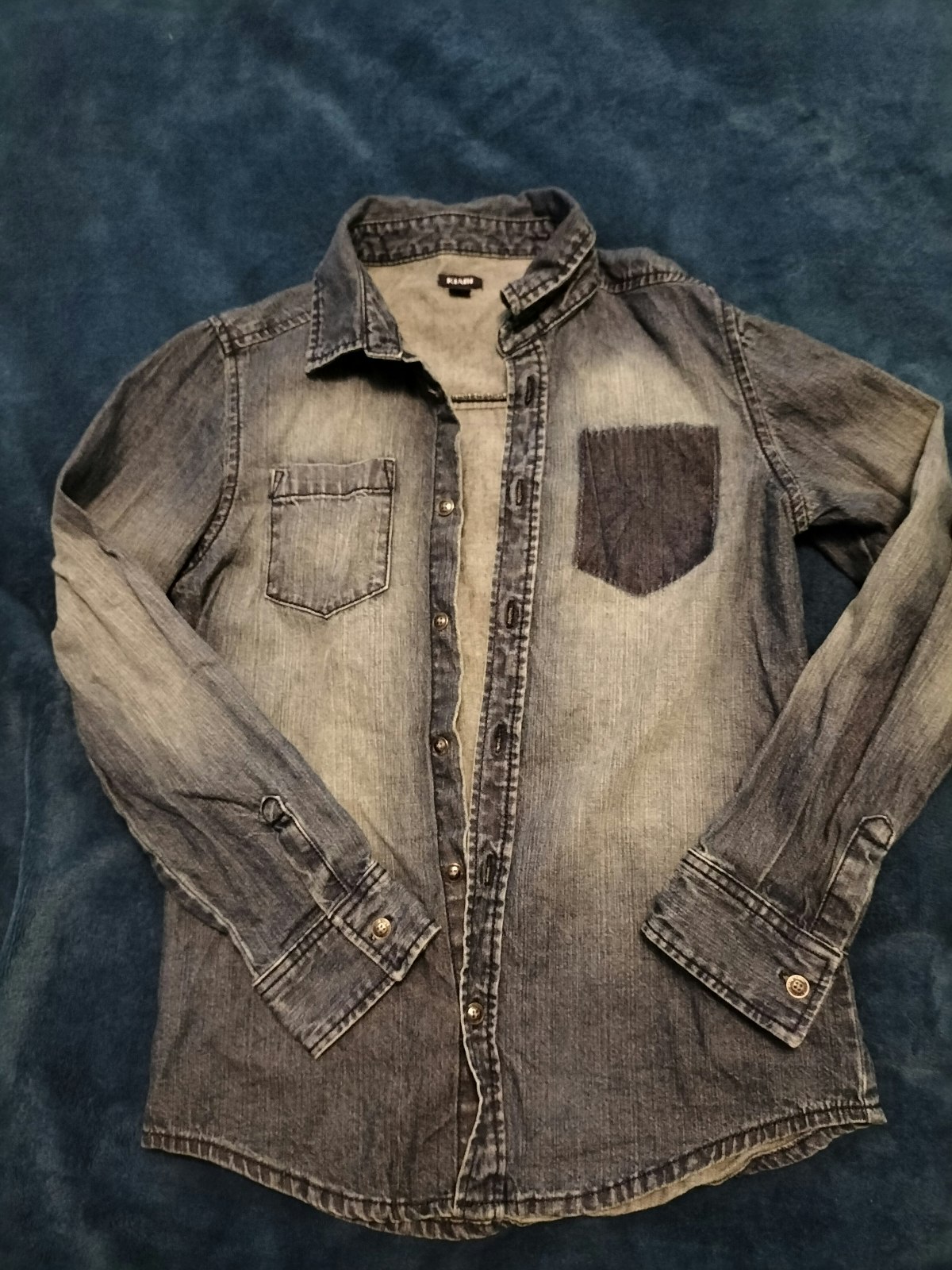 Chemise en jean Kiabi taille 10 ans