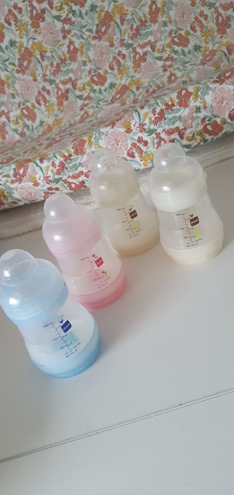 Lot biberons MAM