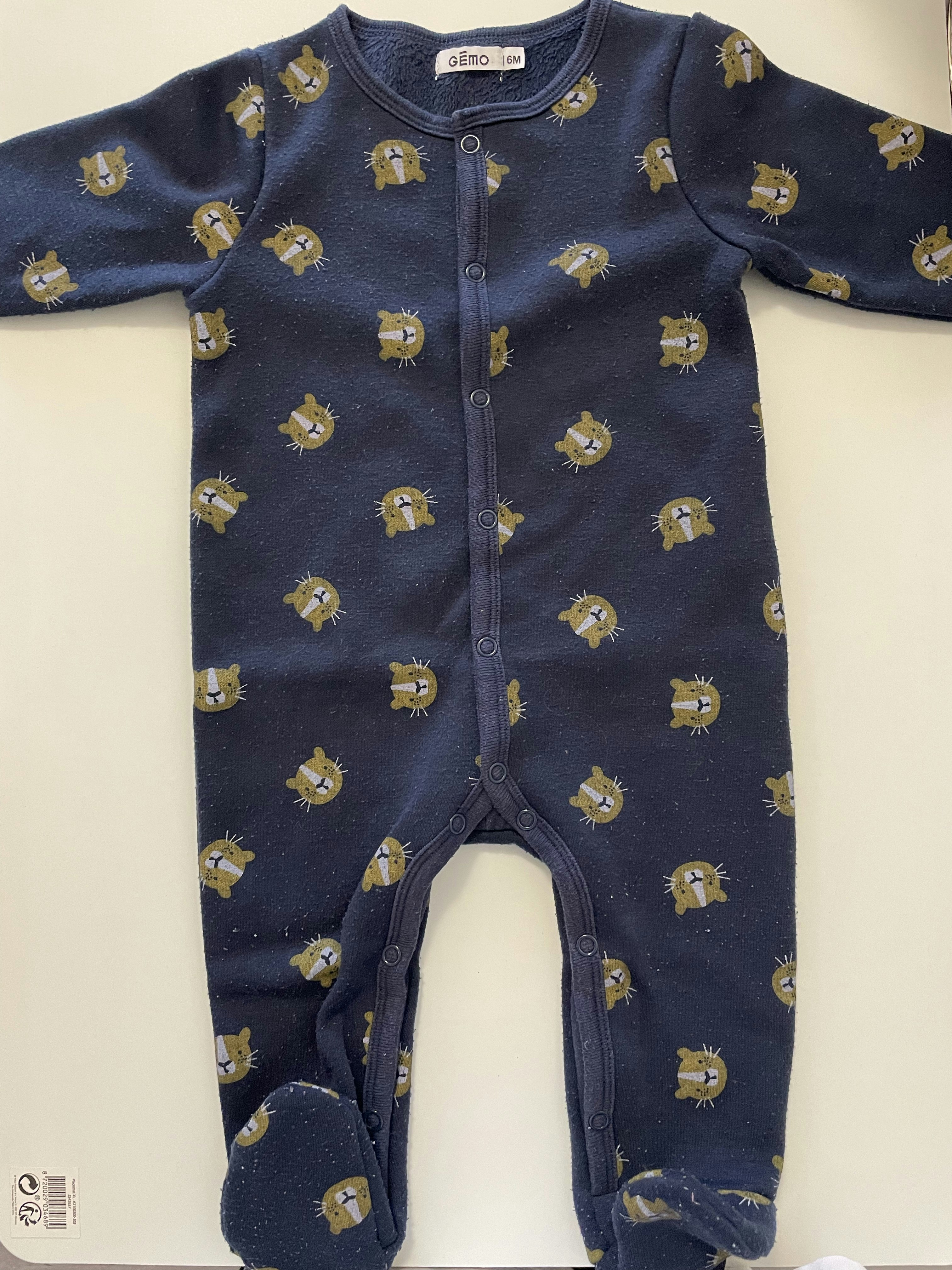Lot de pyjamas - photo numéro 3