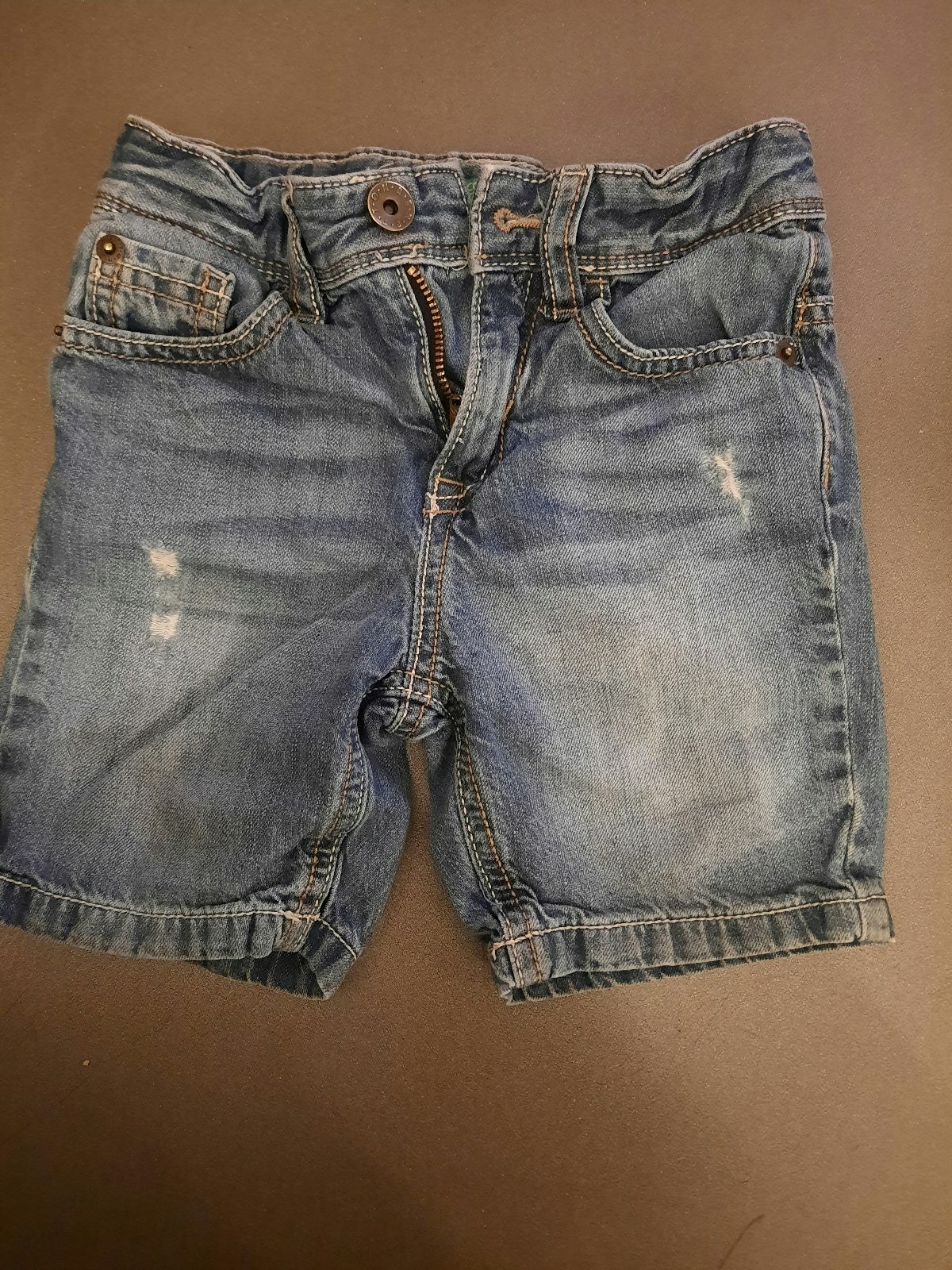 Short Benetton