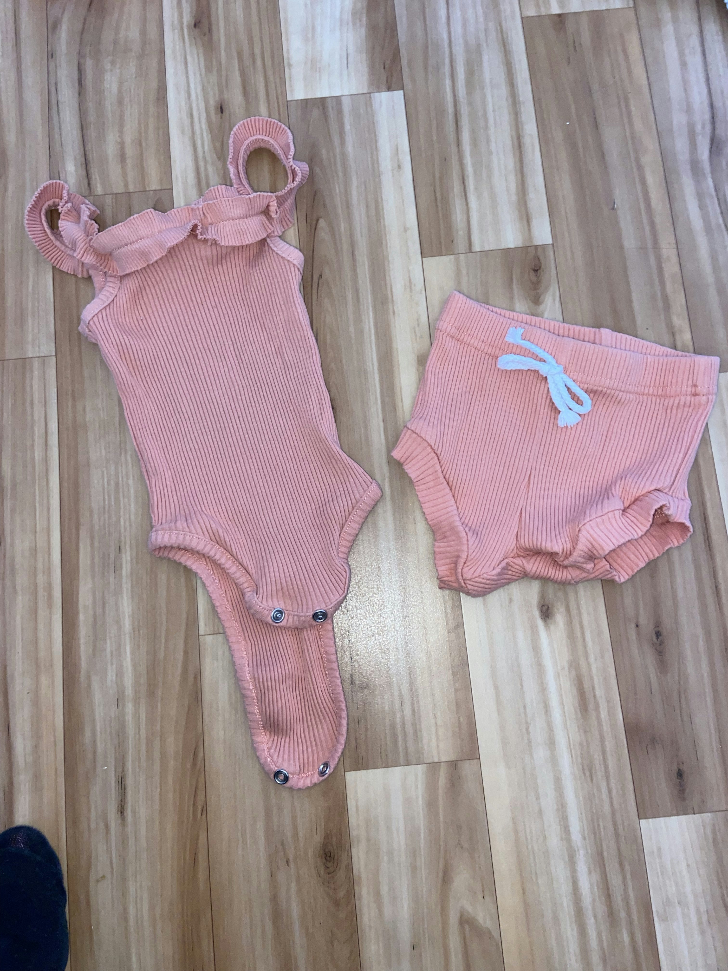 Ensemble rose