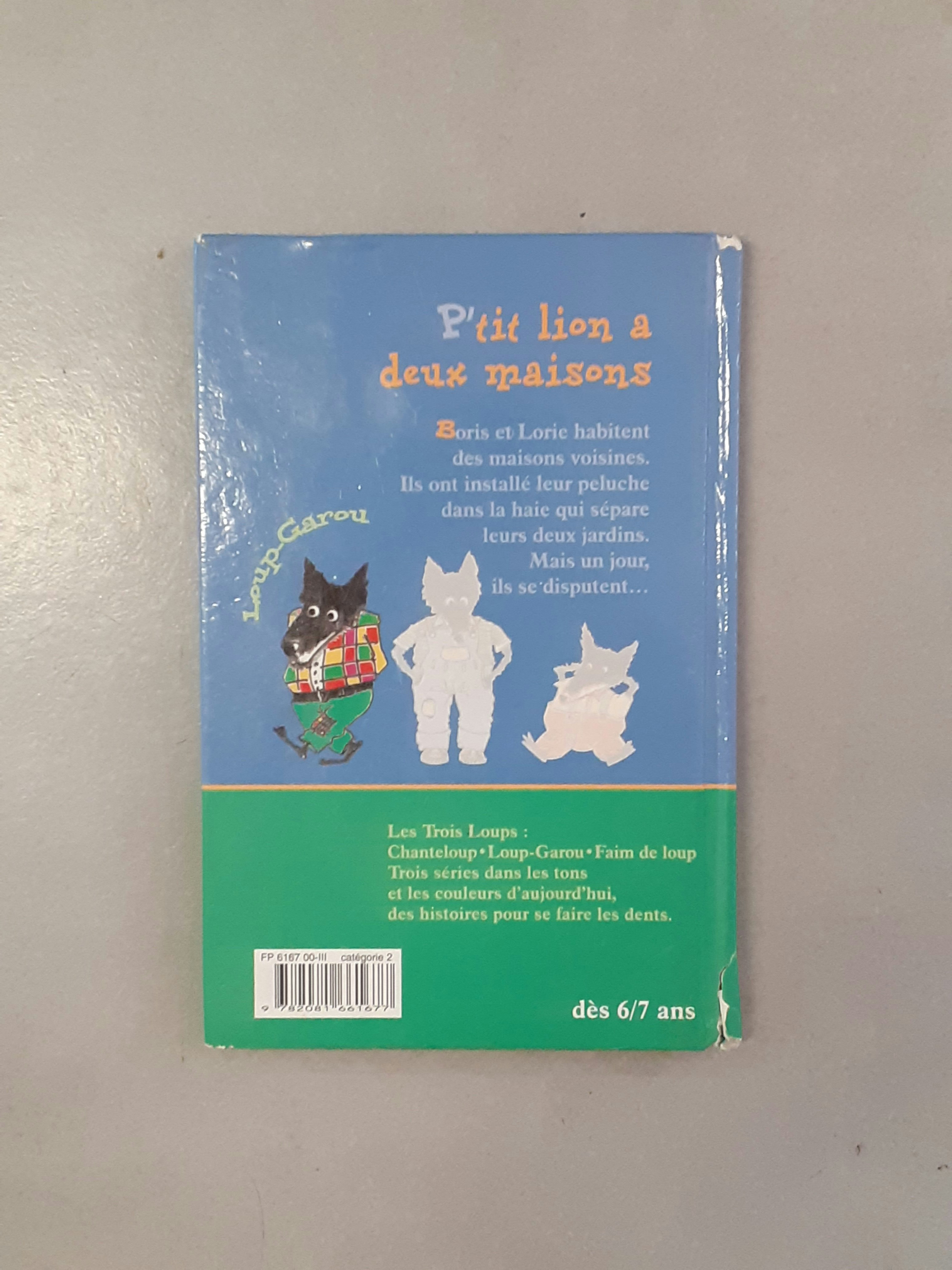 Livre "P'tit lion à deux maisons"
