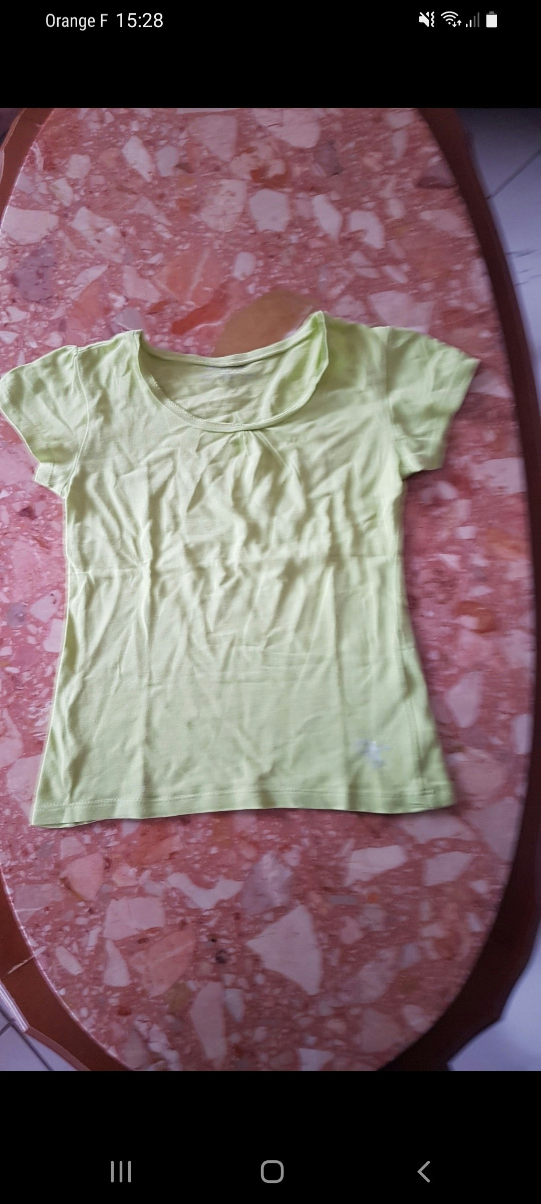 T-shirt vert clair taille 8 ans - photo numéro 2