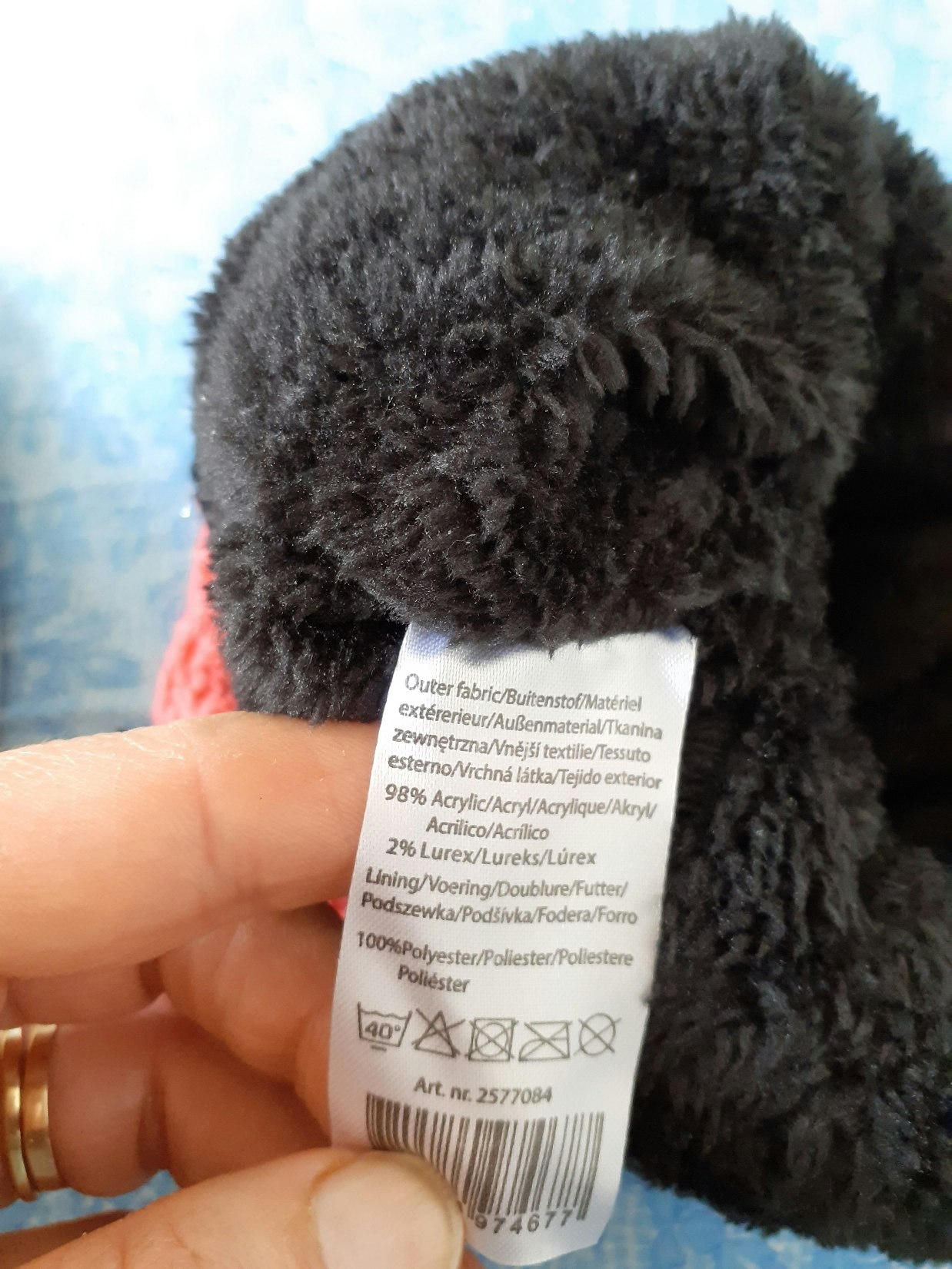Magnifique bonnet enfant neuf
