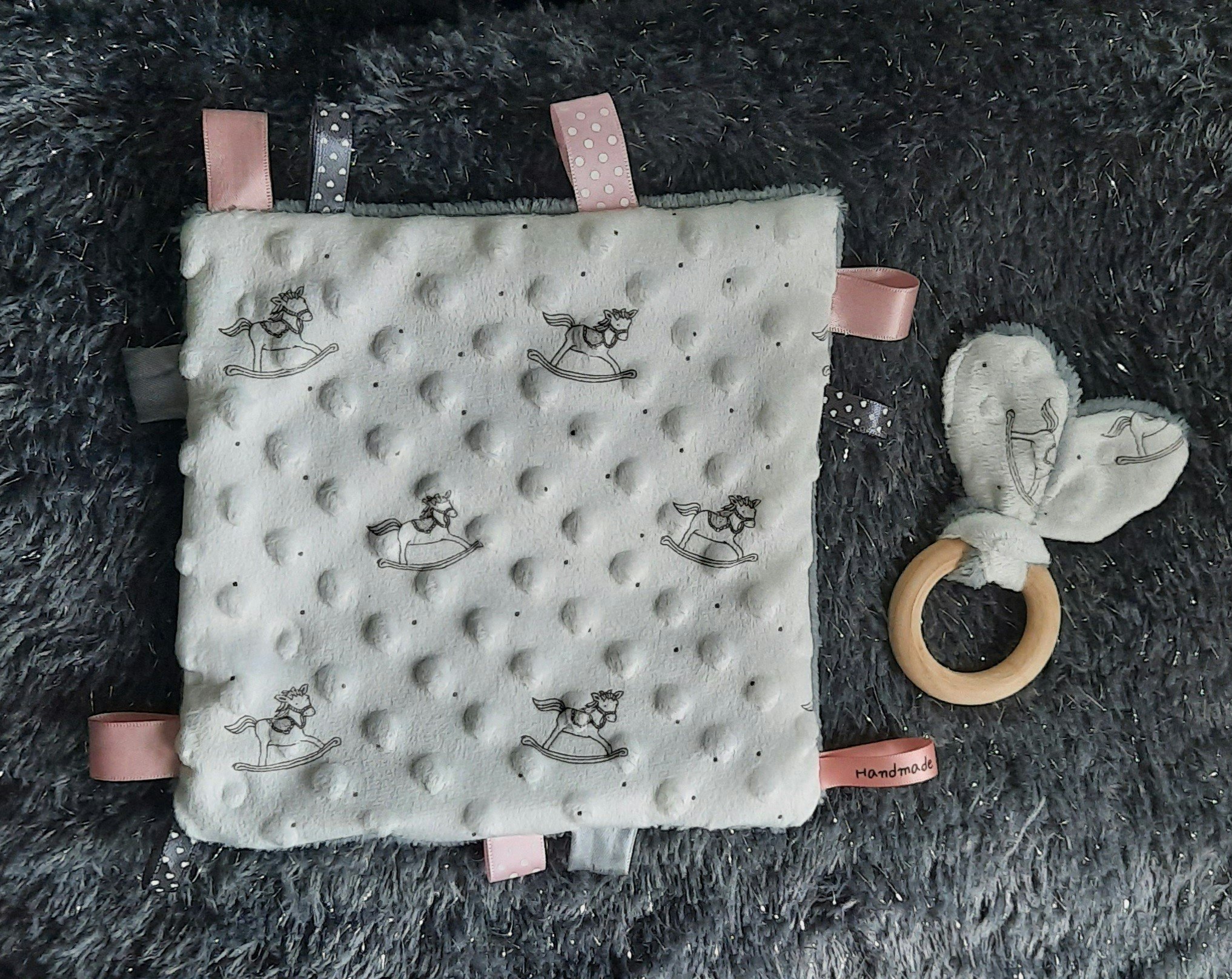 Doudou plat et anneau de dentition