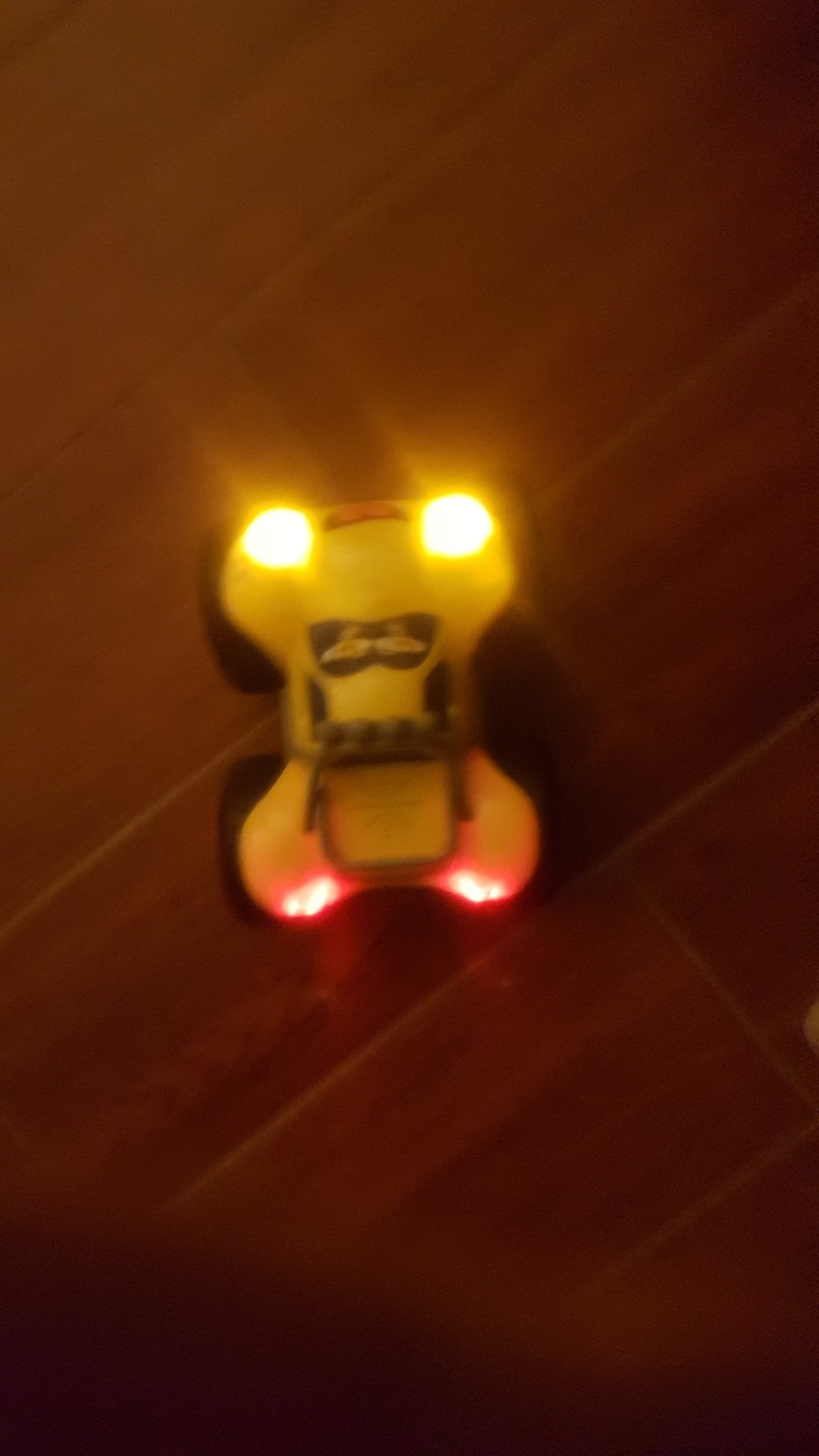 Voiture télécommandée chicco - photo numéro 6