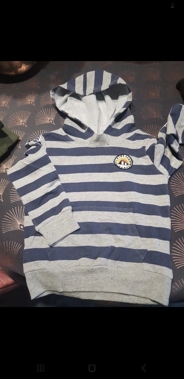 Sweatshirt   Eldys
