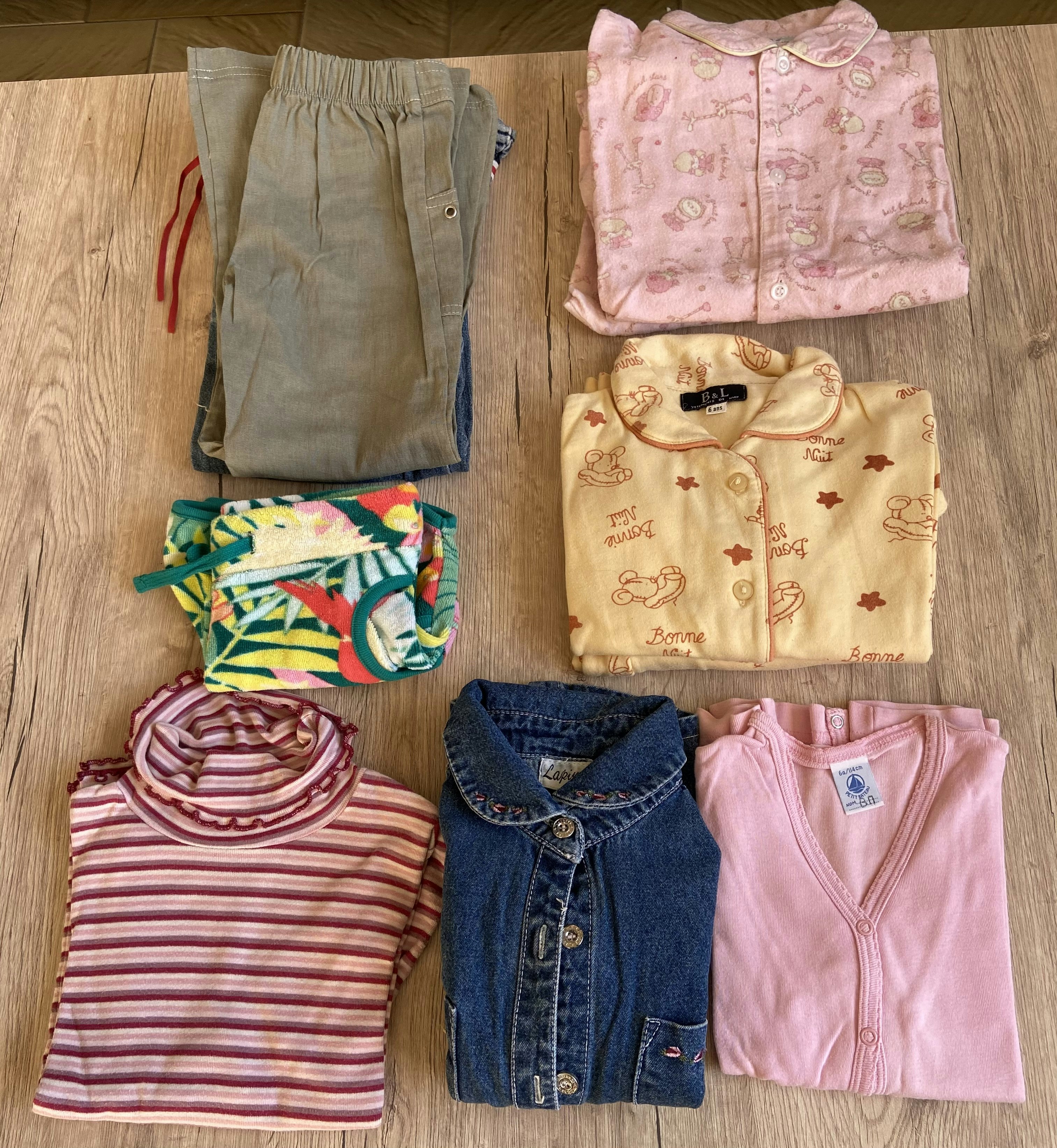 Lot de vêtements fille 6 ans.