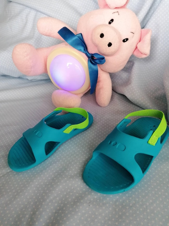 Tongs Chaussures Pour La Piscine Enfant Taille 25 26 Beebs Achat Vente Bebe Enfant