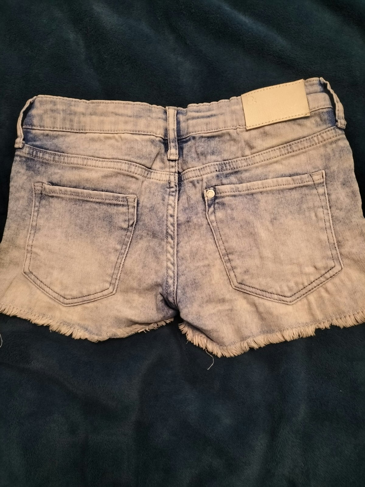 Short H&M 8-9 ans - photo numéro 3