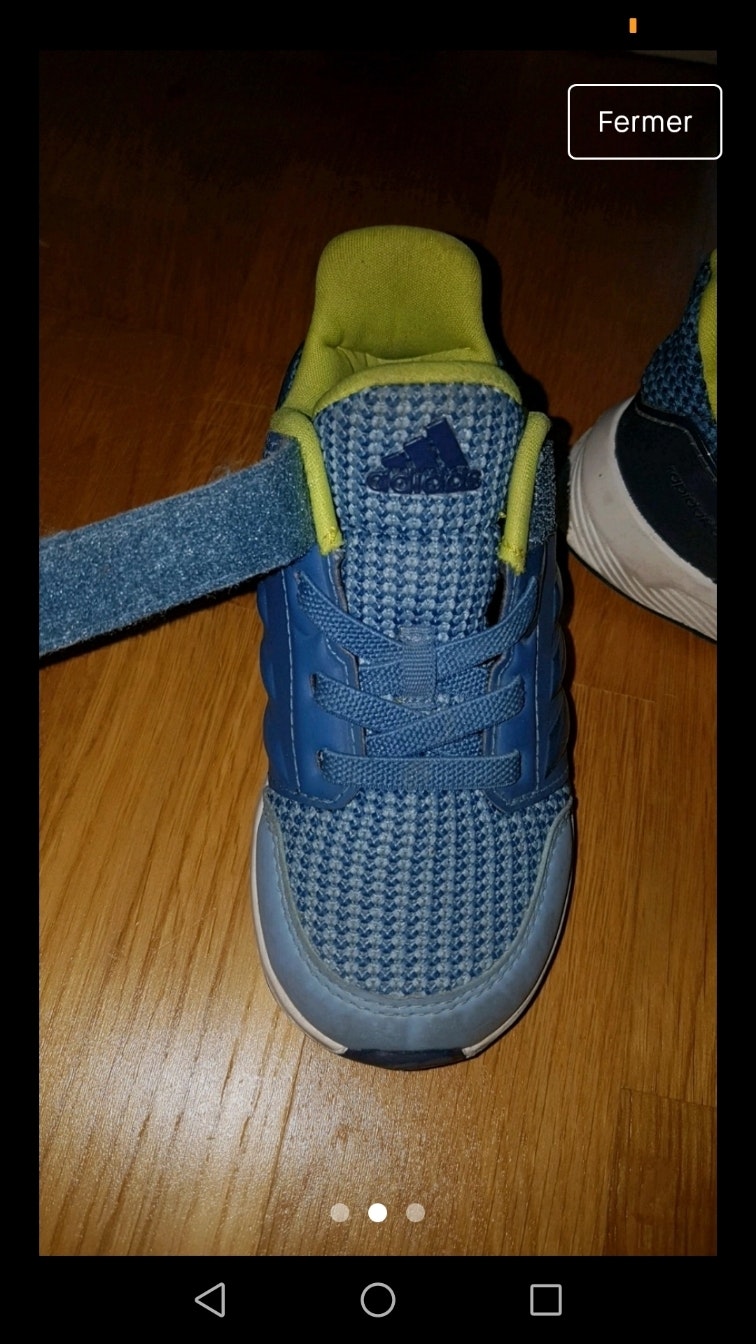 Basket Adidas taille 24 - photo numéro 2