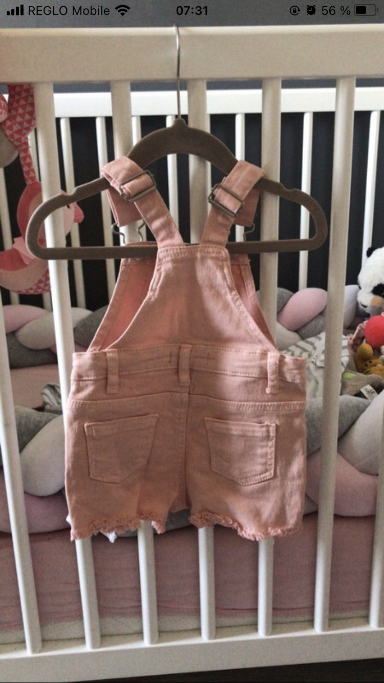 Salopette short rose fille - photo numéro 2