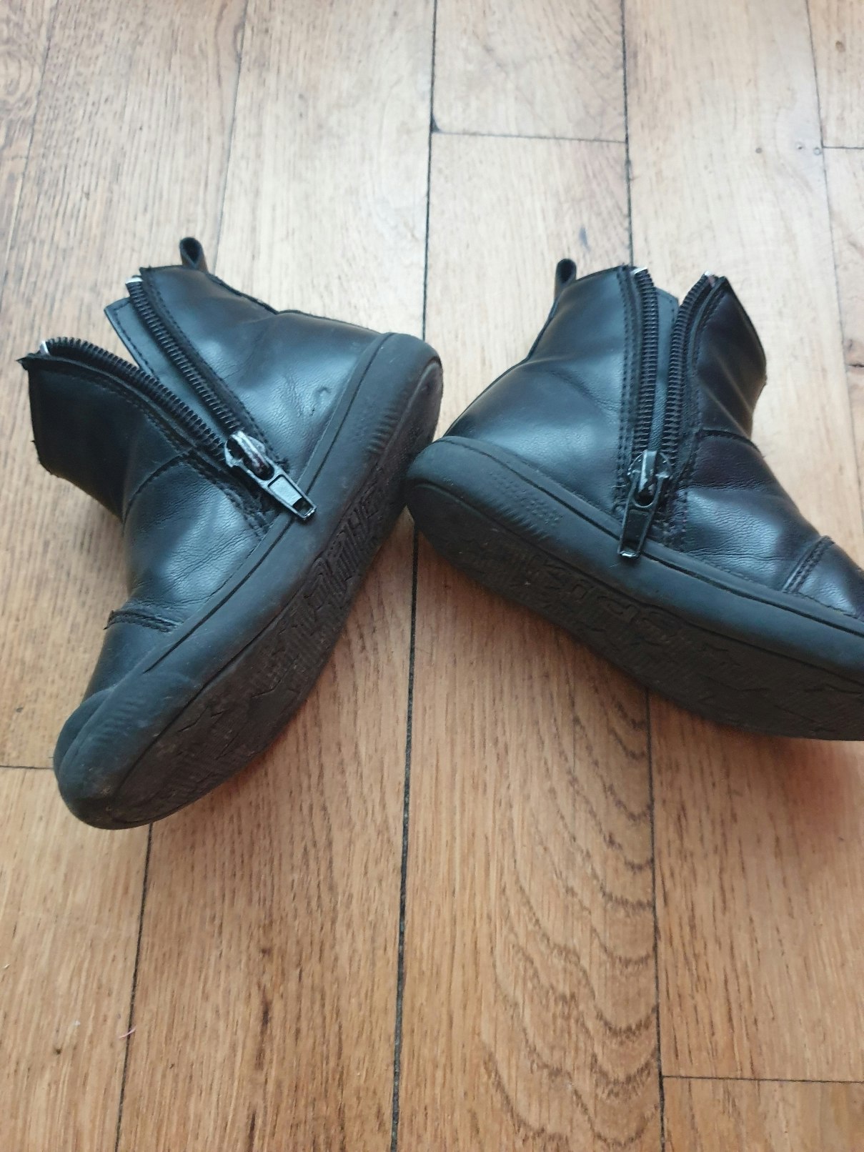 Bottines 22 - photo numéro 2