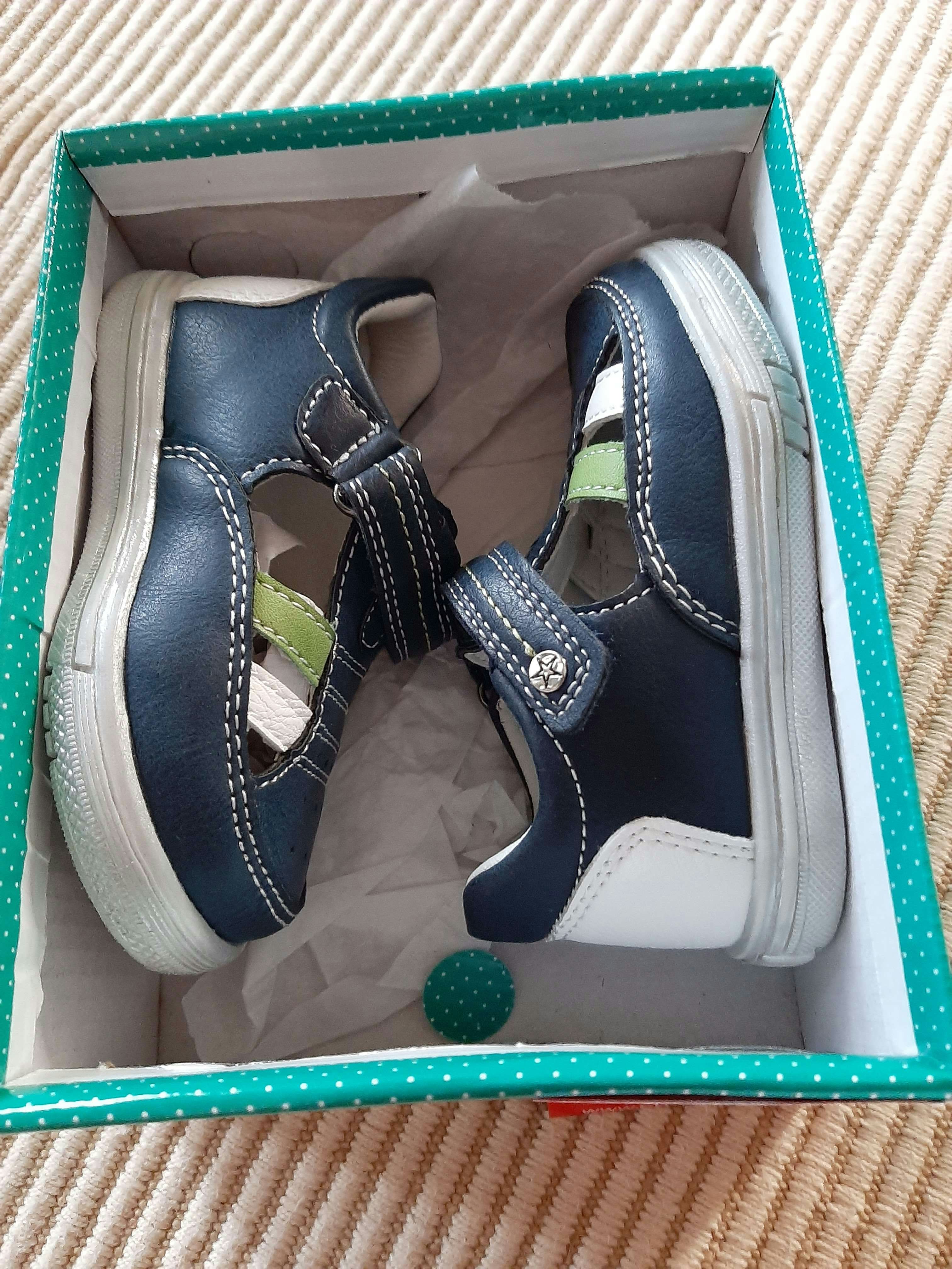 Chaussure petit garçon - photo numéro 2