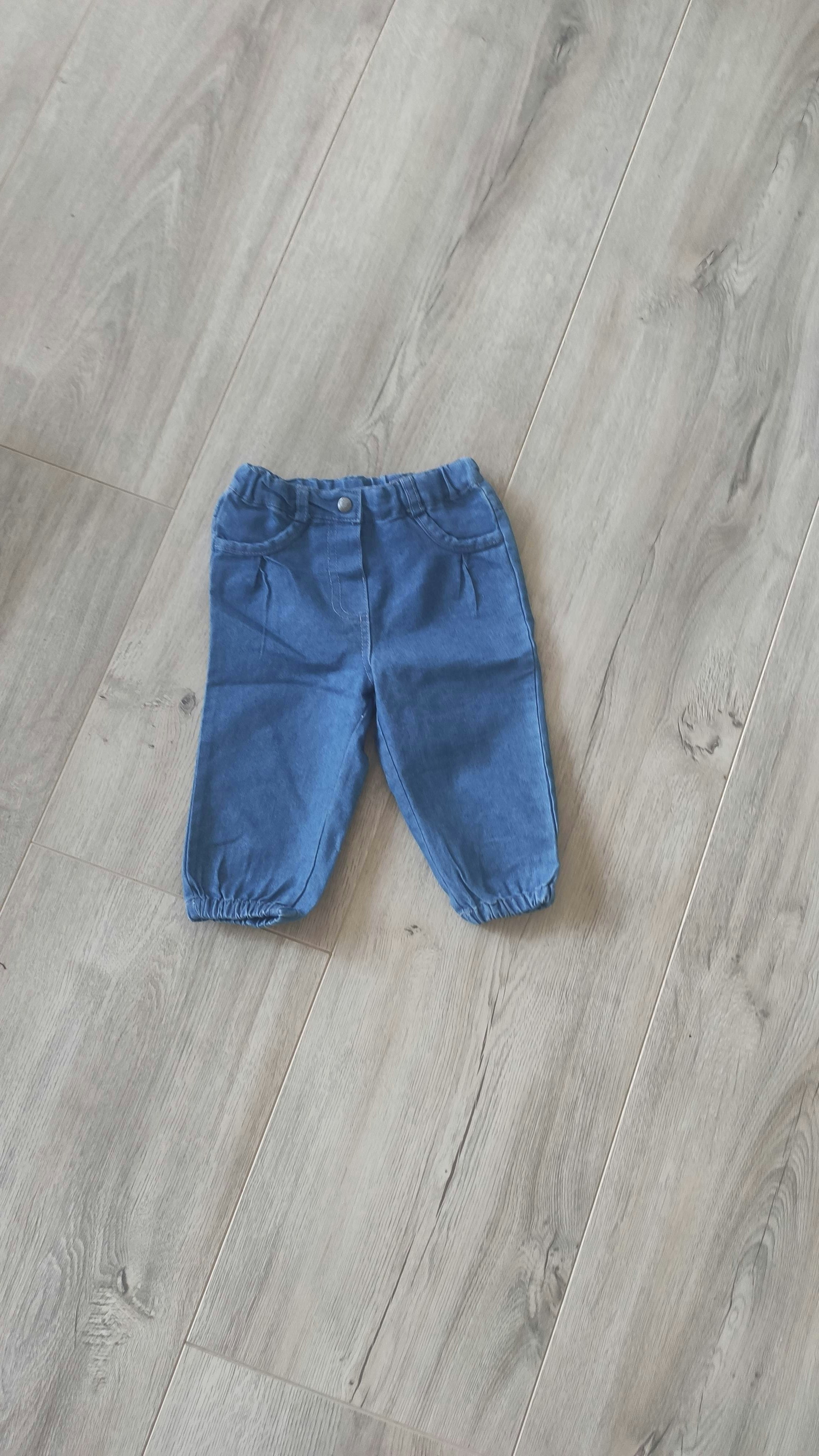 Vêtements fille 6 mois en lot - photo numéro 2