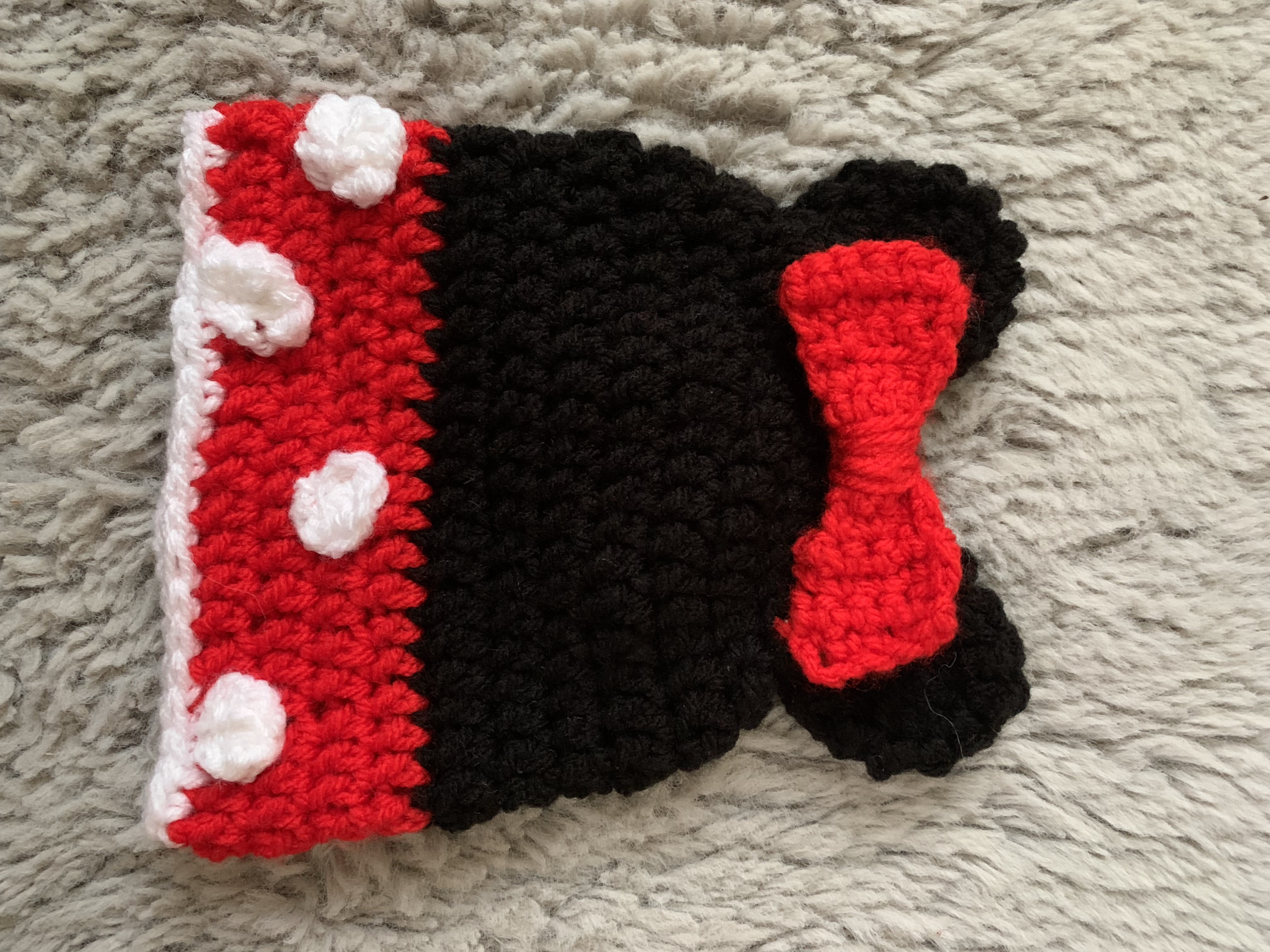 Bonnet minnie/mickey mouse pour bébé