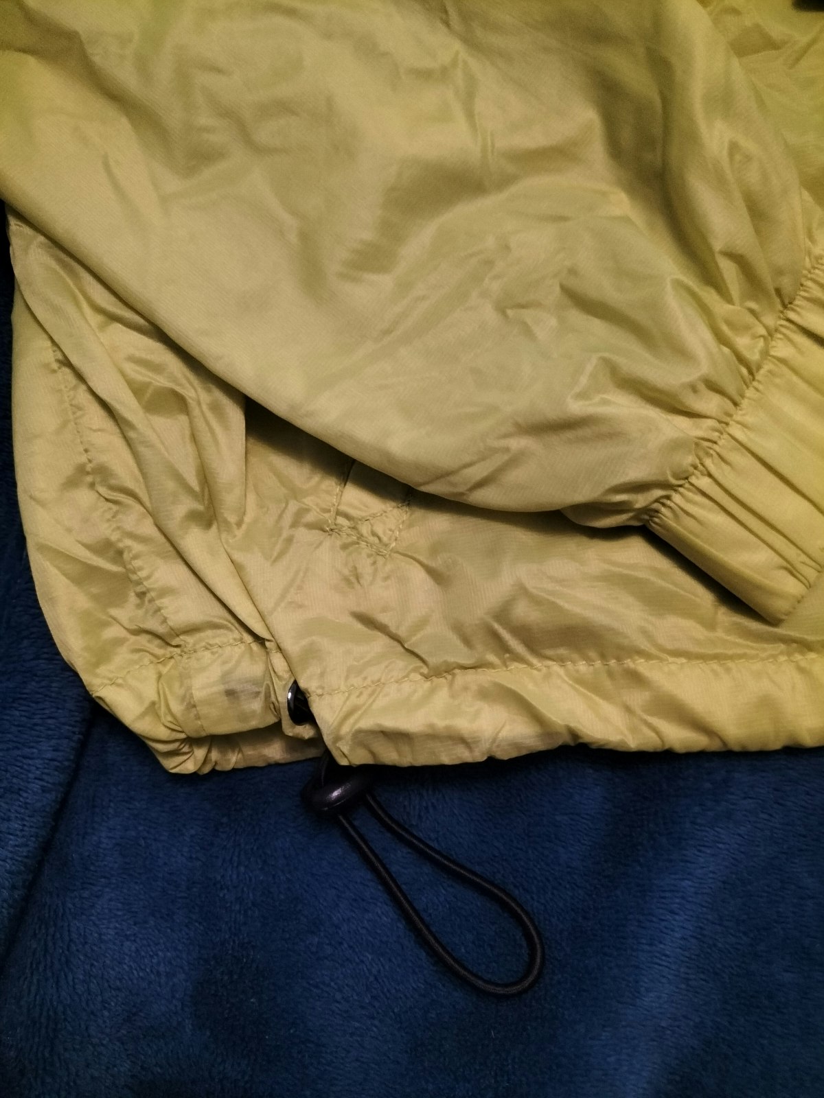 Veste coupe vent Bershka taille XS - photo numéro 4