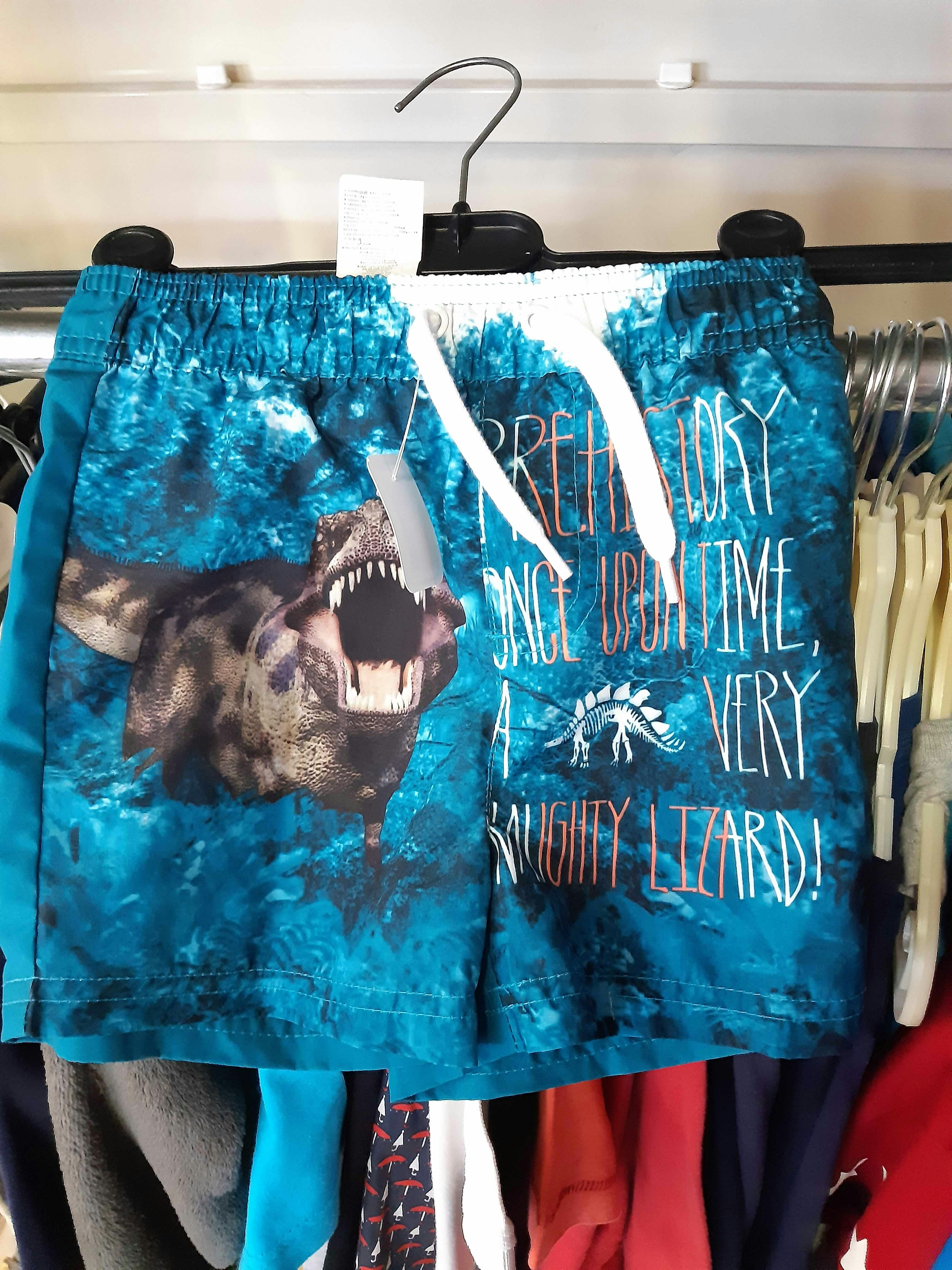 SHort bleu pour enfant de 4 ans