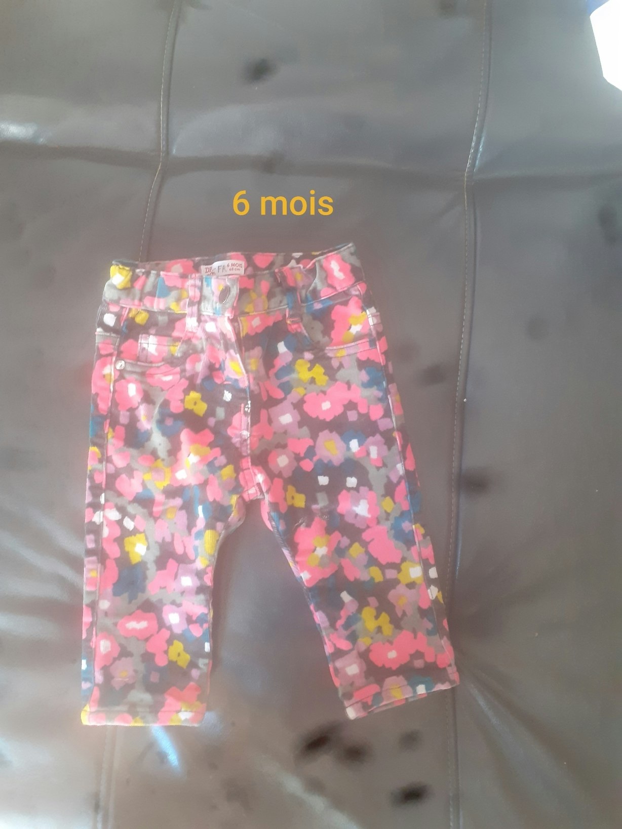 6 mois fille