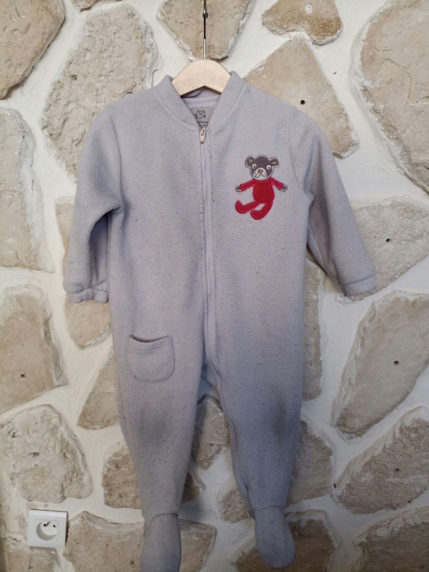 Lot de 4 pyjamas taille 2 ans - photo numéro 2