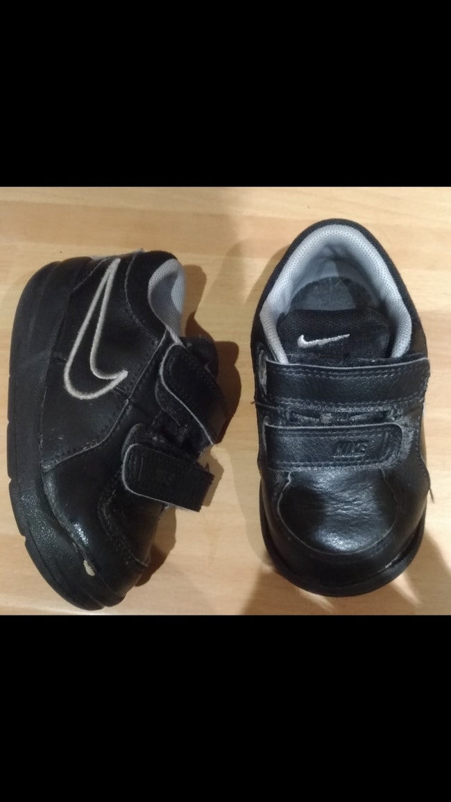 Chaussure Nike Pour Bebe Taille Bon Etat Beebs Achat Vente Bebe Enfant