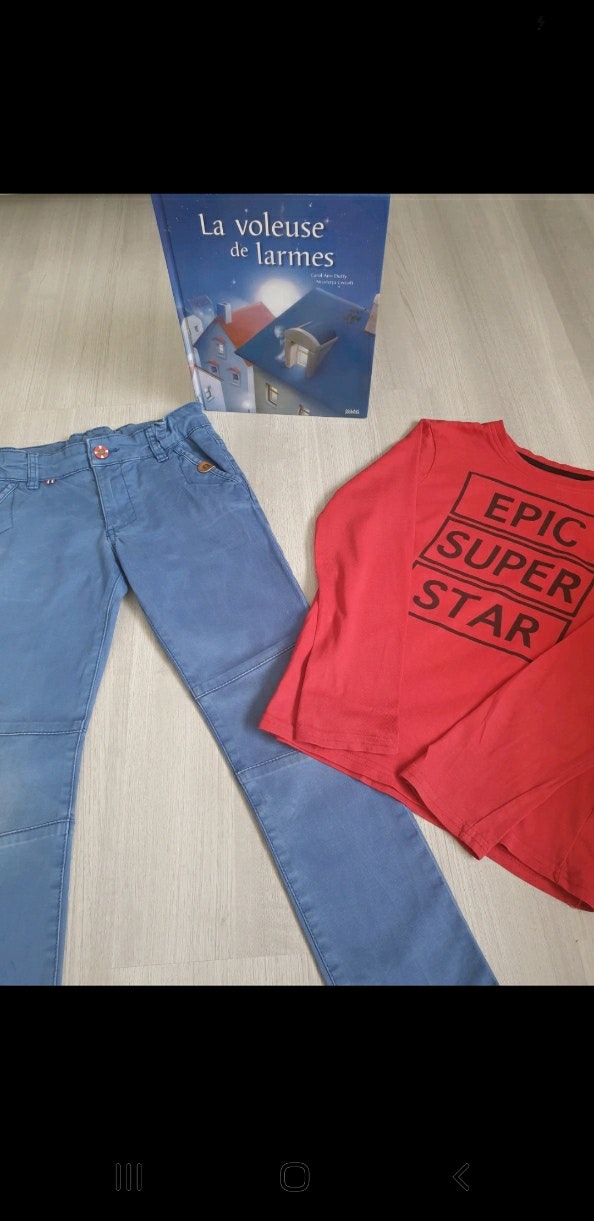 Lot t-shirt et pantalon