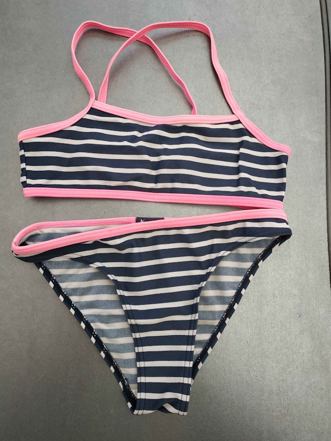 Maillot De Bain 2 Pieces 8 Ans Kiabi Beebs Achat Vente Bebe Enfant