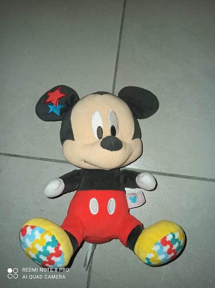 Peluche doudou Mickey Mouse