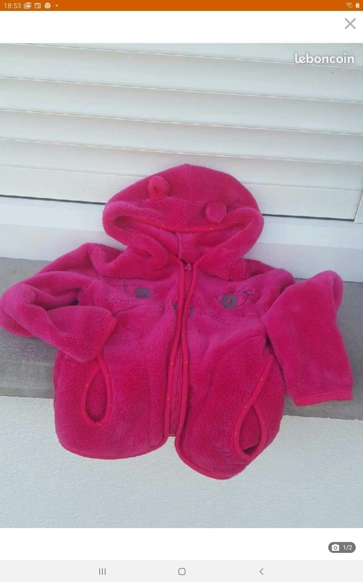 3€ .pull, veste 3ans