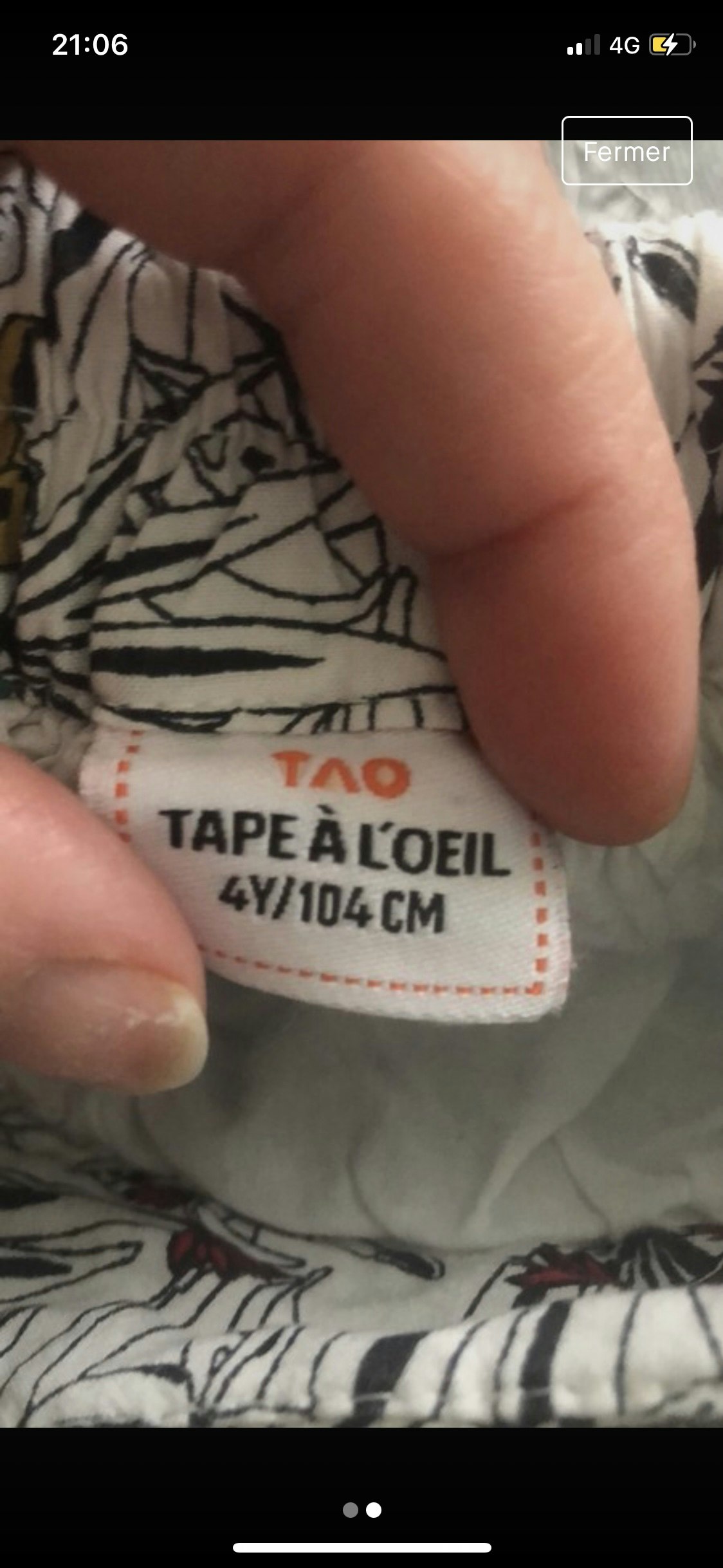 Jupe tape à l œil