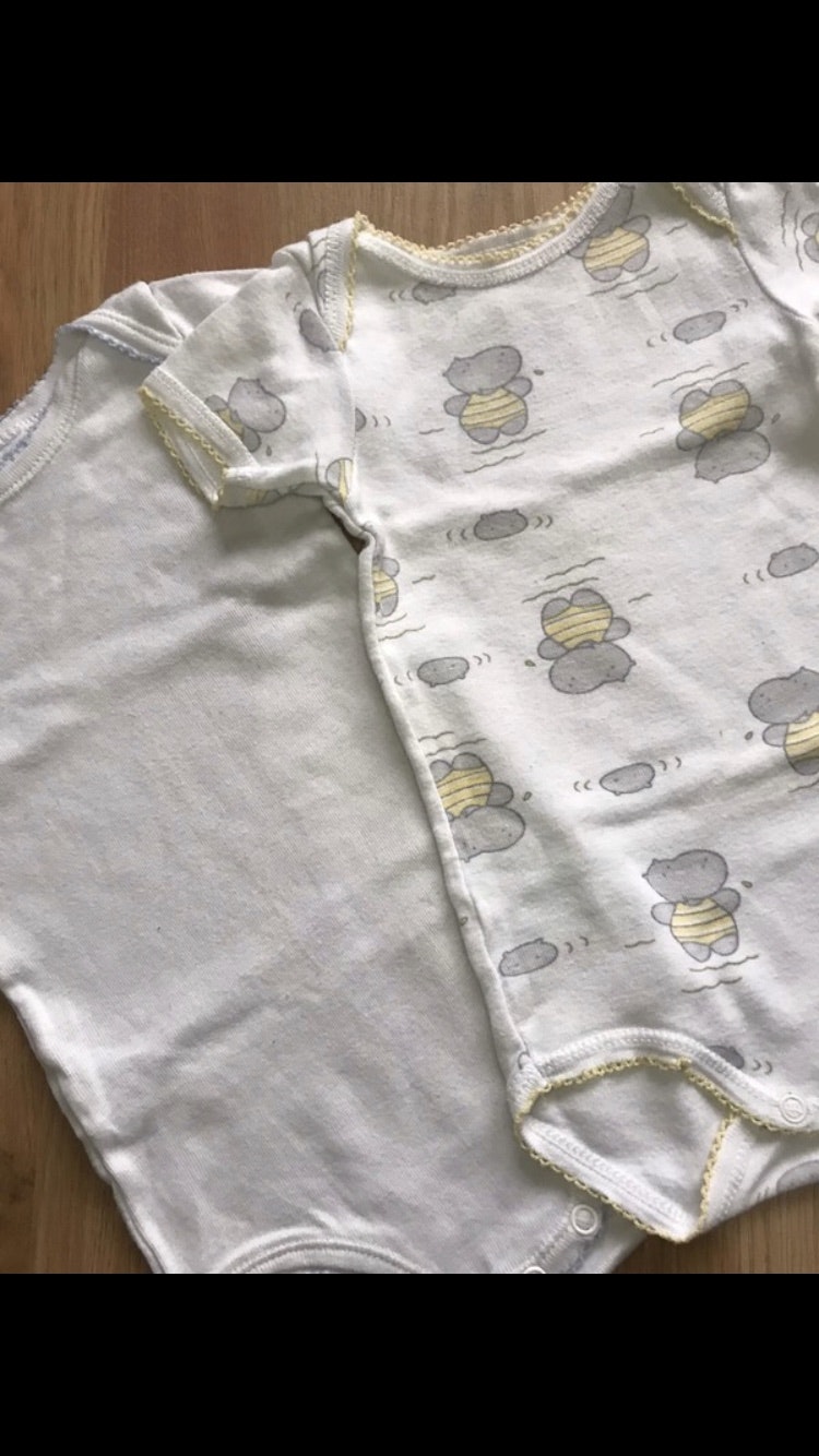 Lot de pyjamas et body taille 3 mois - photo numéro 2