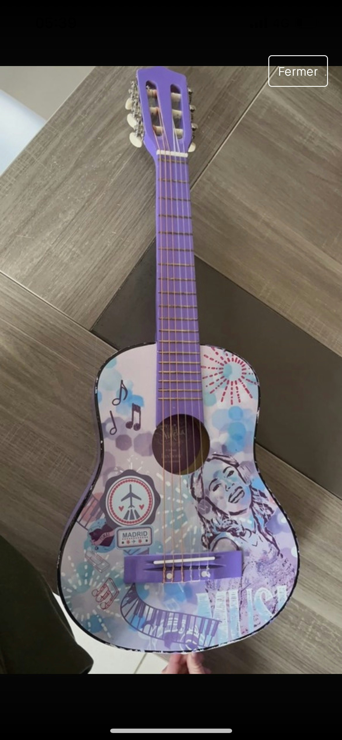Guitare soy luna