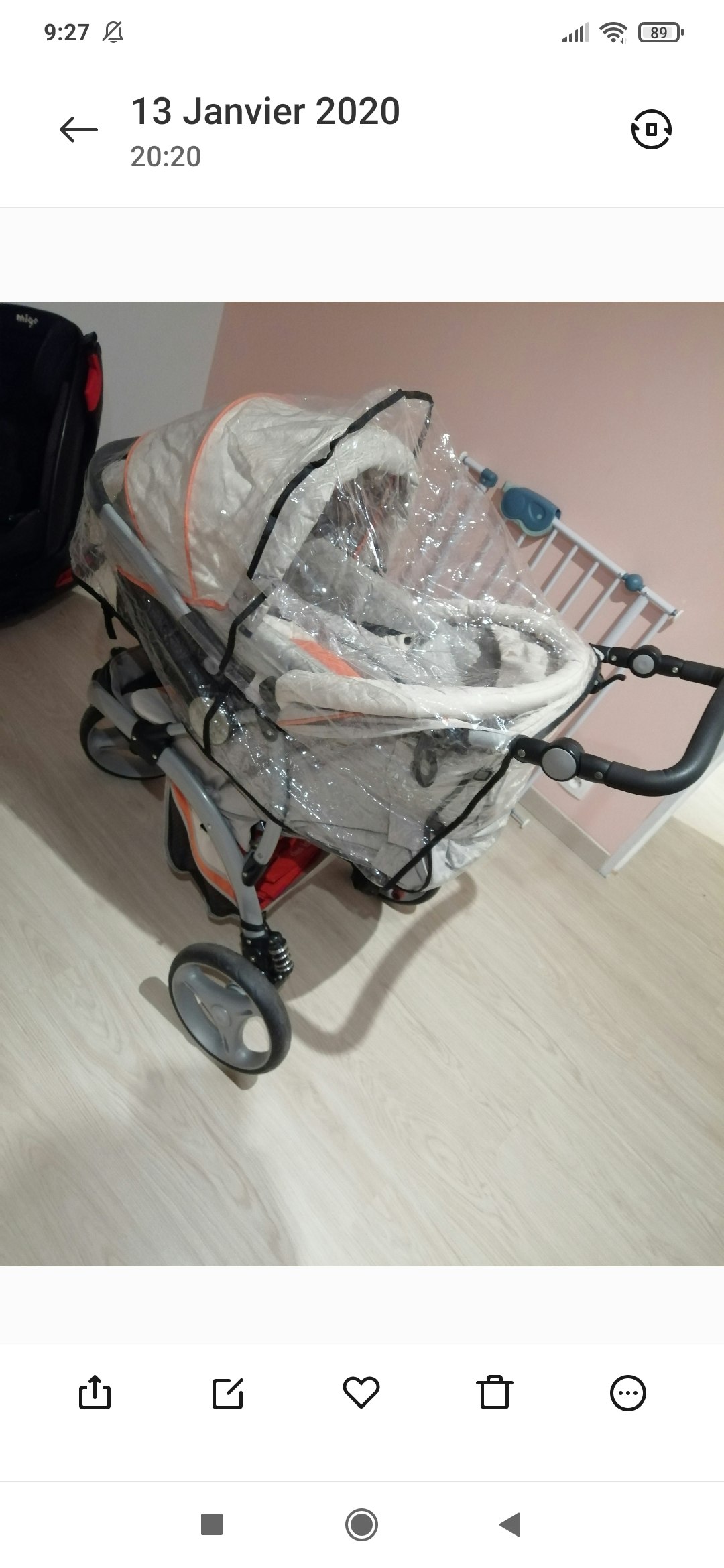 Poussette trois roue