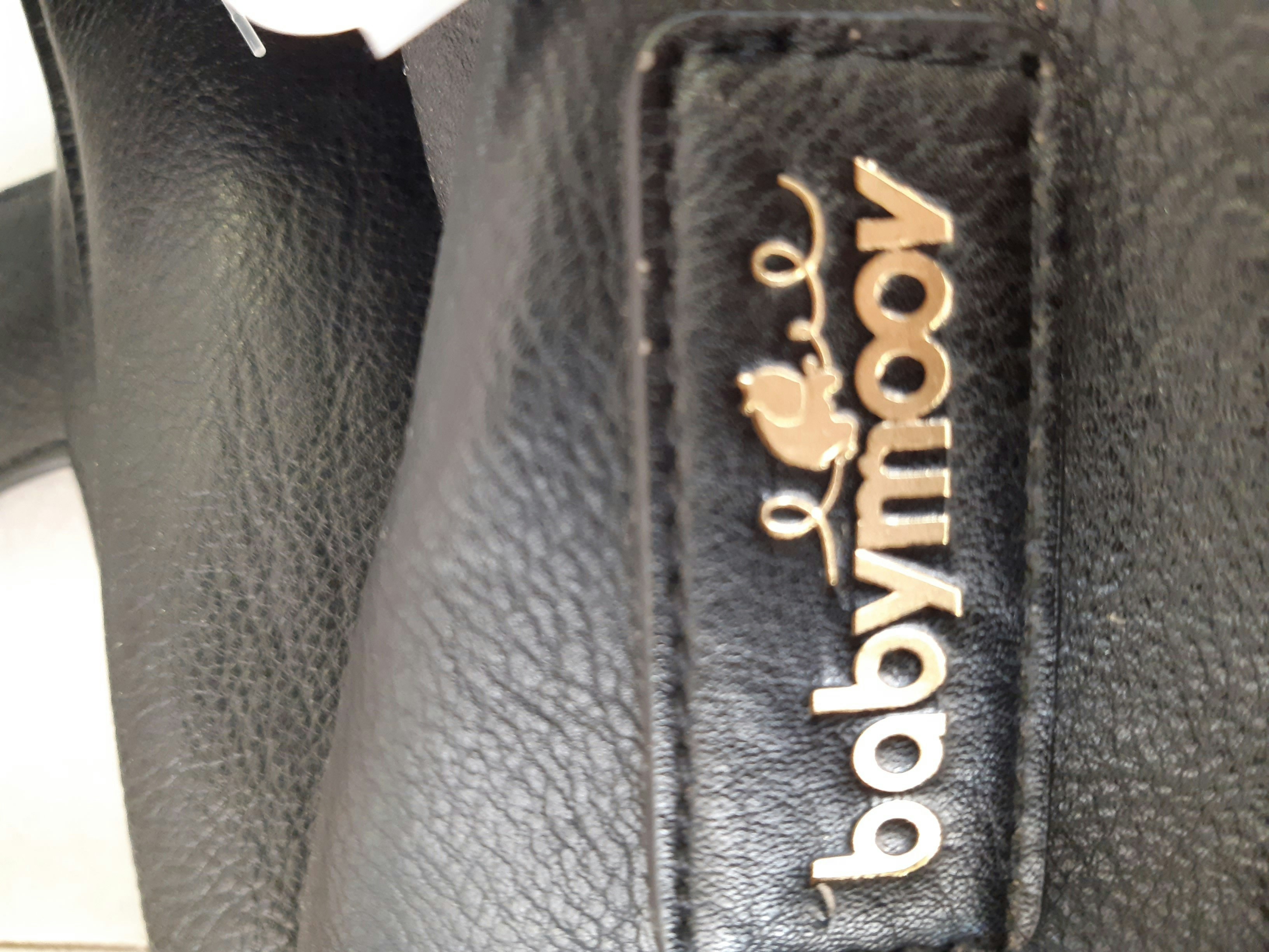 Sac a langer noir en cuir babymoov - photo numéro 3