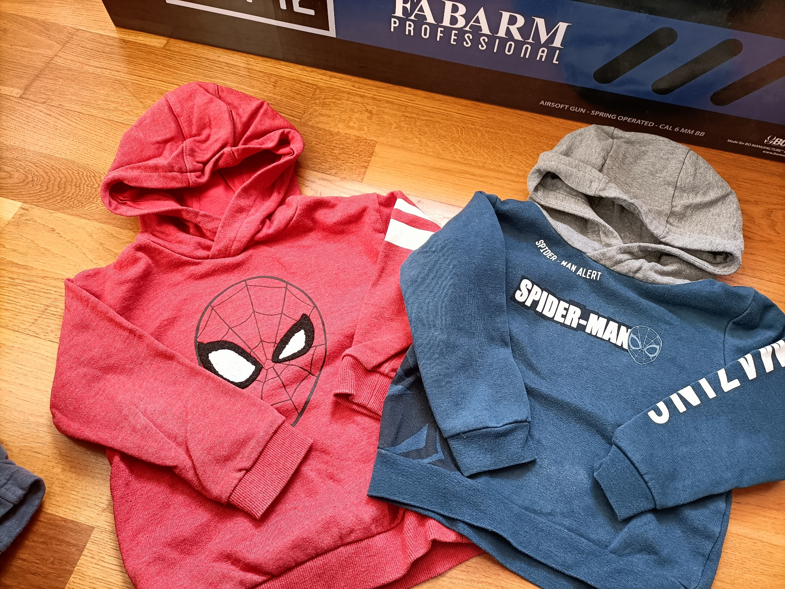 Lot pull taille 4ans - photo numéro 9