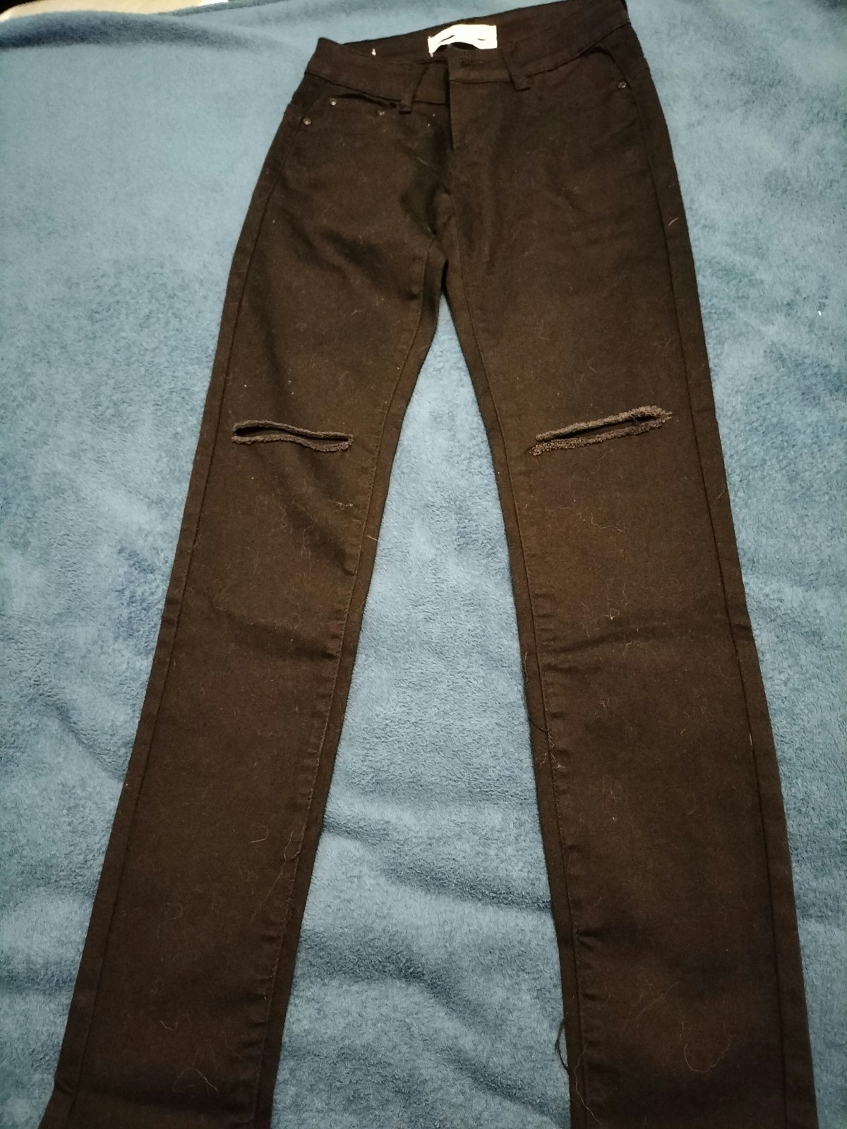 Jean Neuf troué taille 36