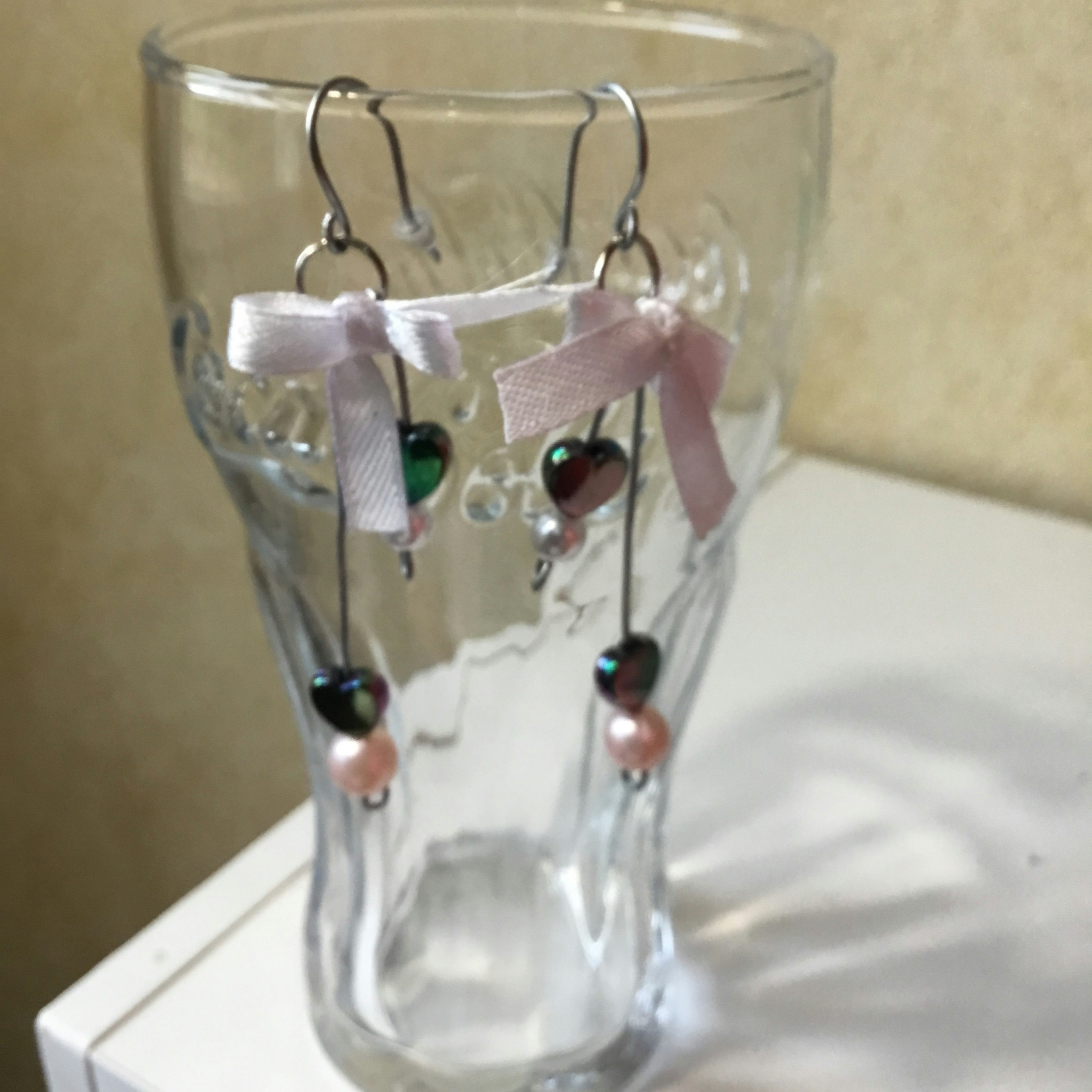 Boucles d’oreilles pendantes cœur