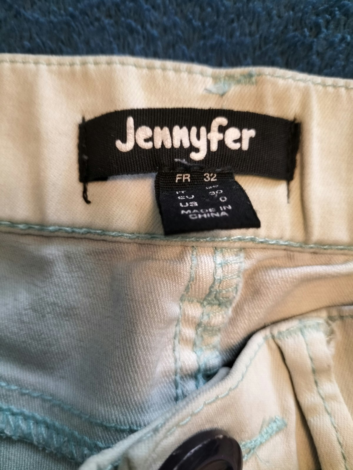 Jean Neuf Jennyfer taille 32 - photo numéro 2