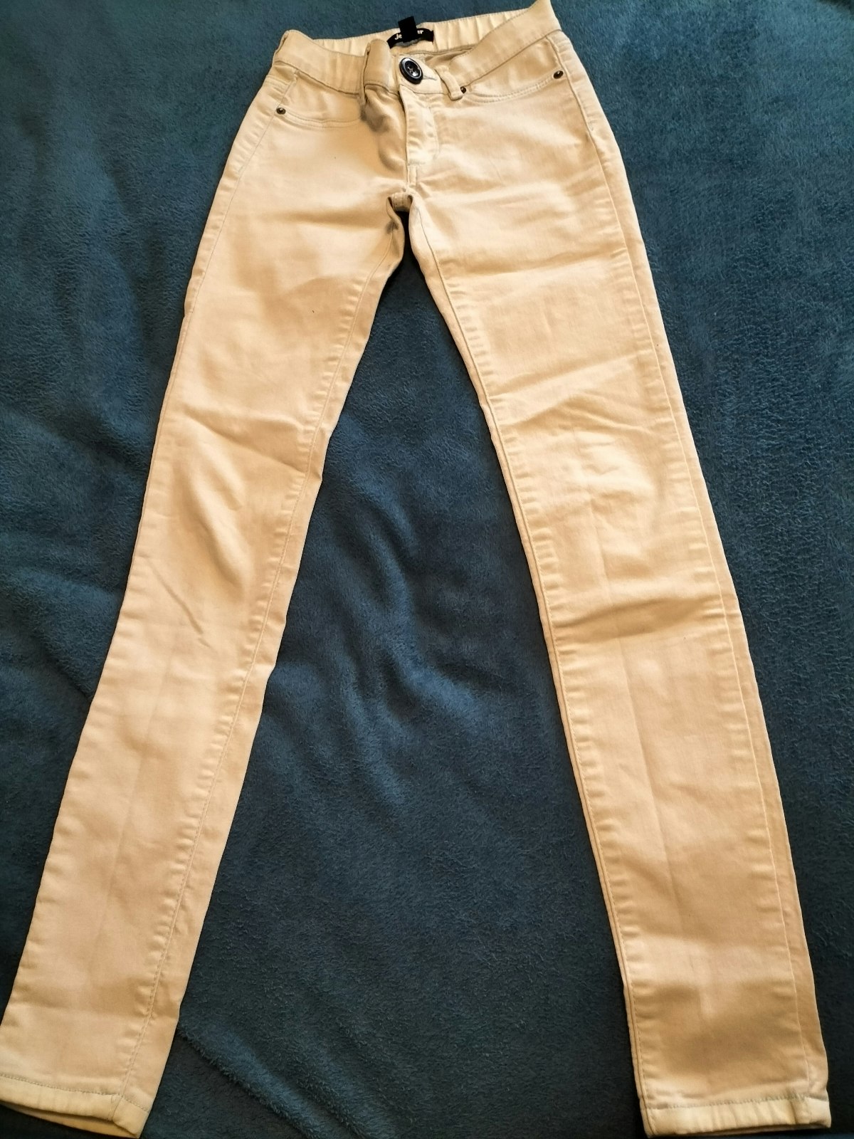 Jean Neuf Jennyfer taille 32 - photo numéro 4