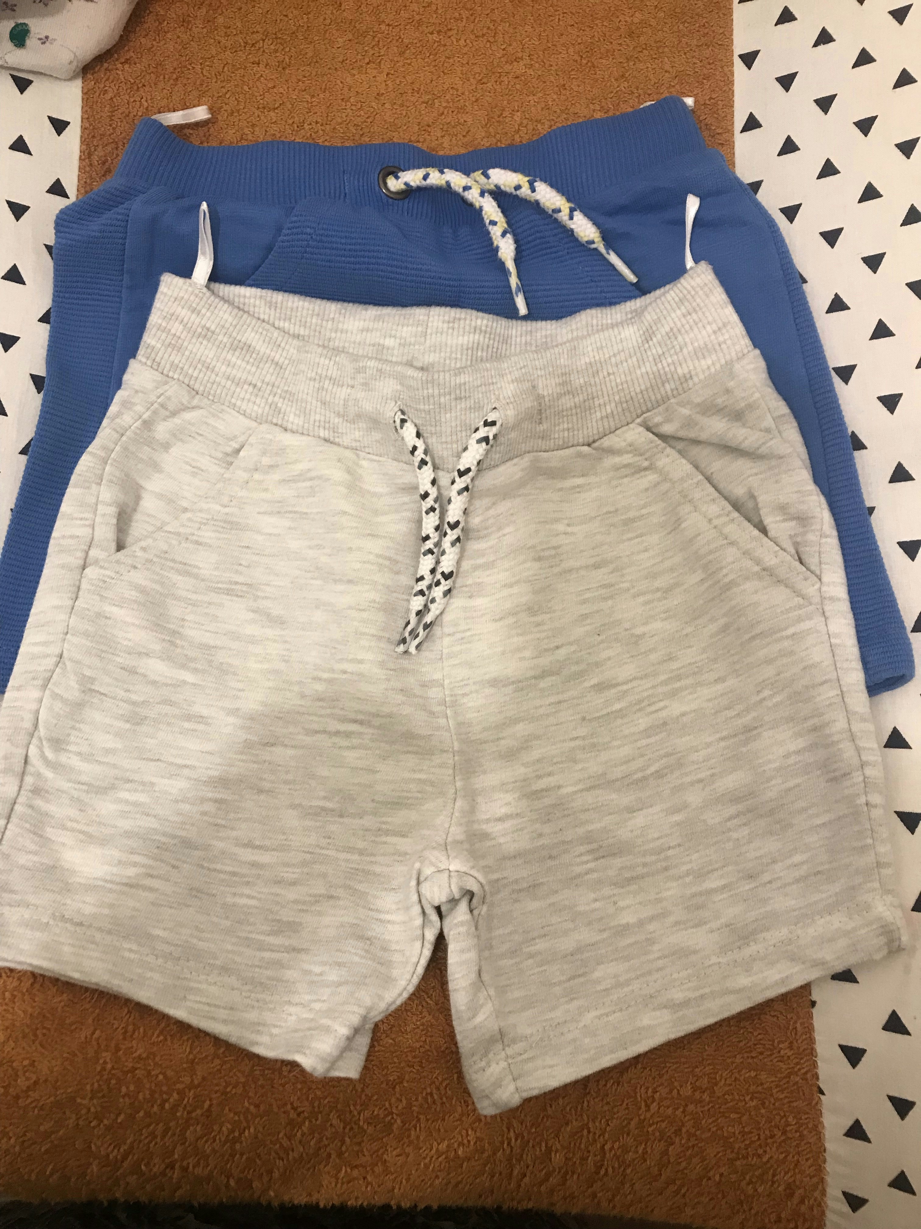 2 shorts