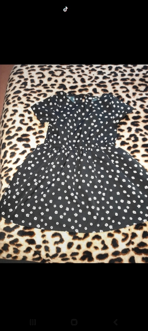 Robe avec des petite fleur