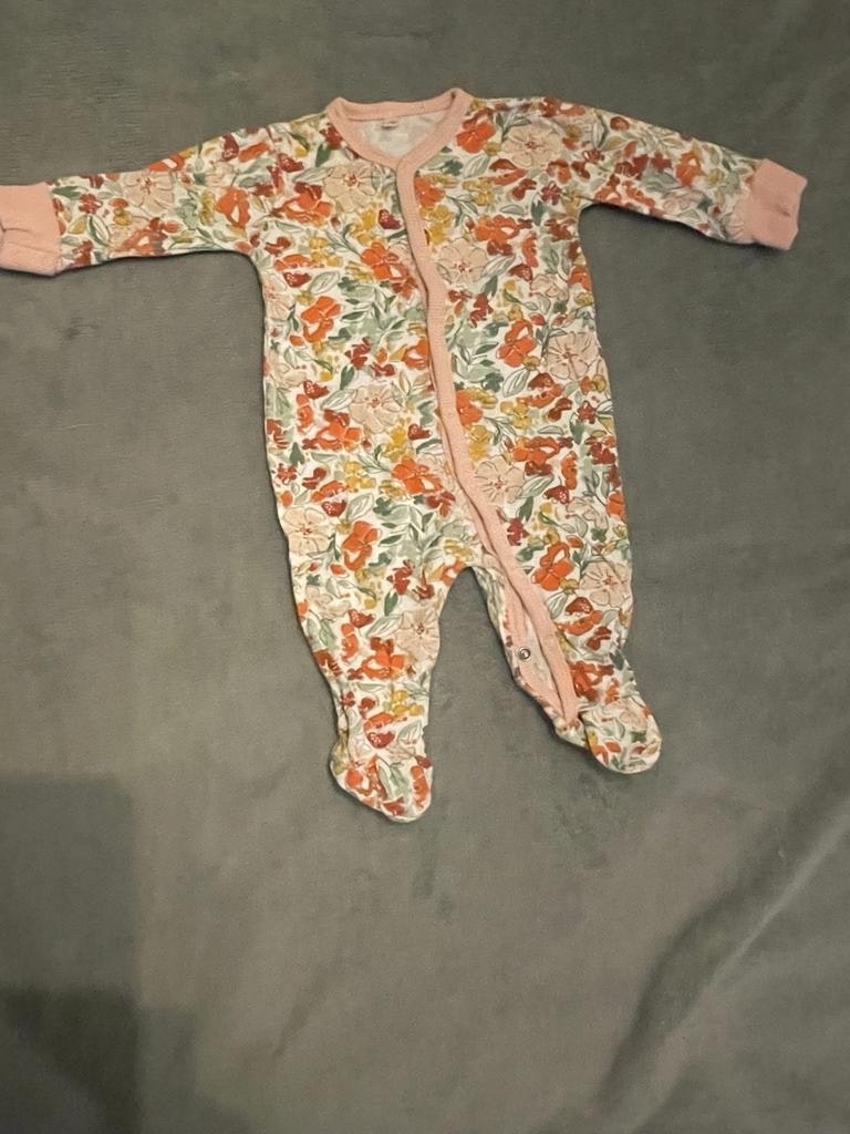 Lot Pyjamas naissance - photo numéro 3