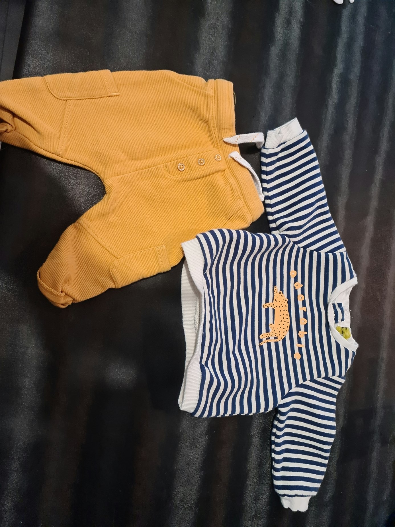 Ensemble pull + pantalon élastique