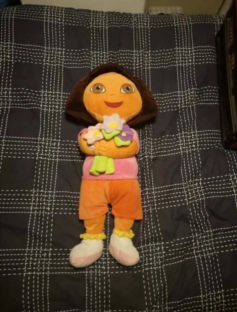 Peluche Dora l'exploratrice