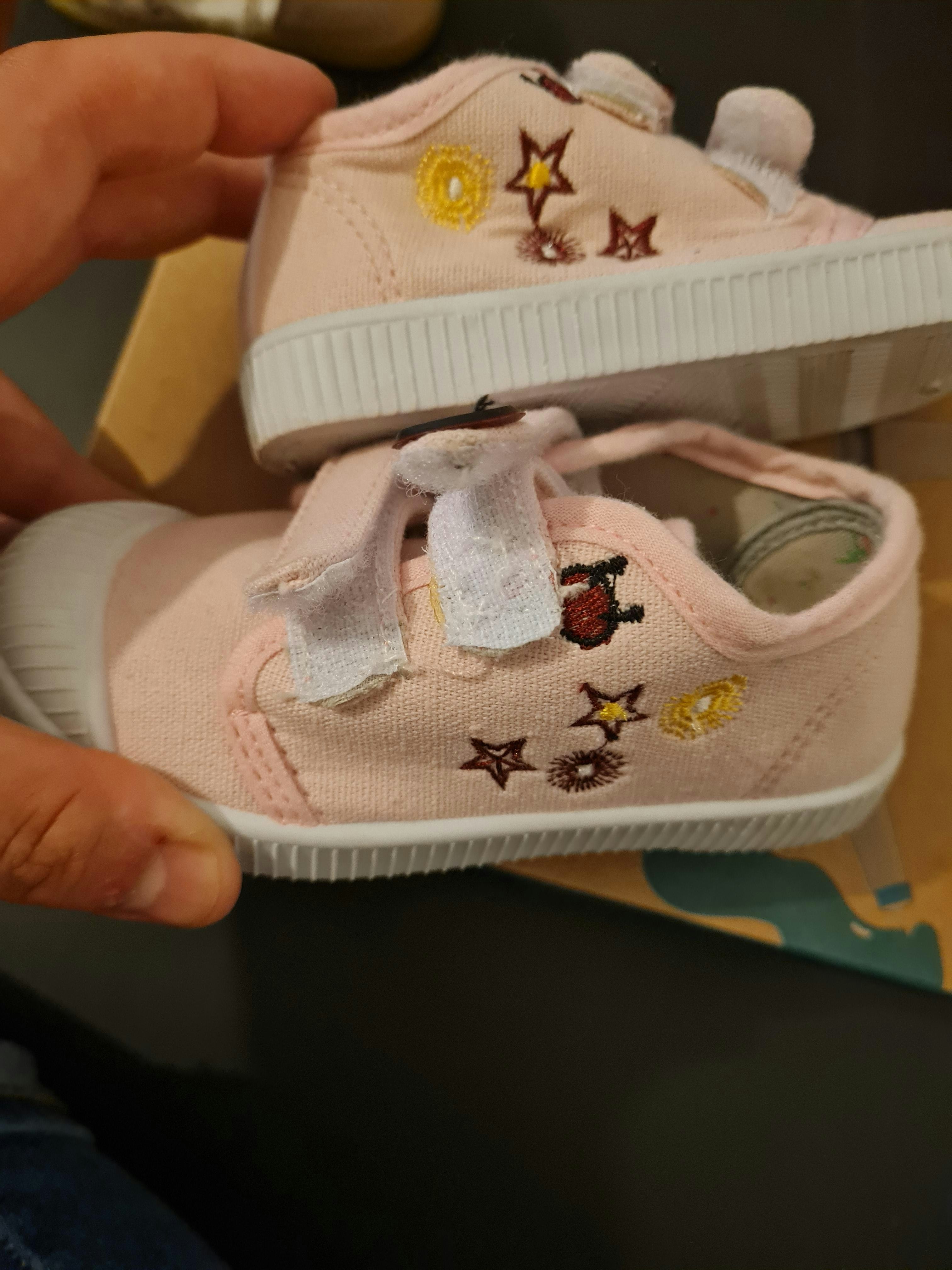 Chaussure en toile t22