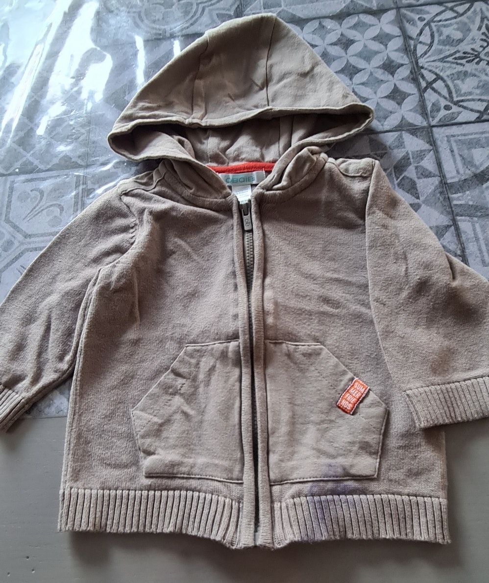 Gilet à capuche
