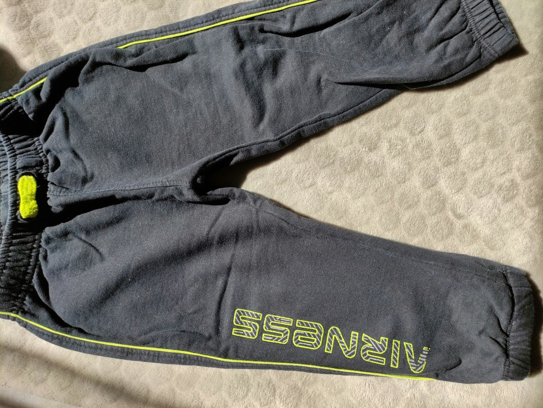 Pantalon jogging Airness 18 mois