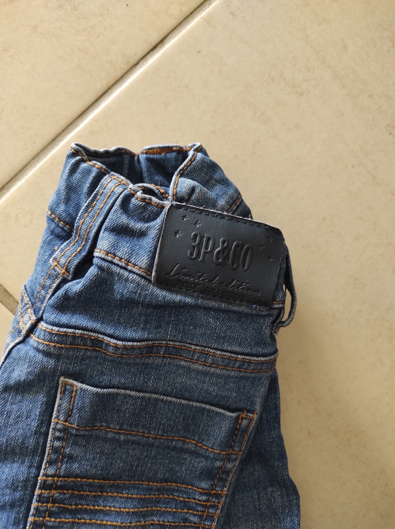 Lot pantalon 4 ans - photo numéro 8